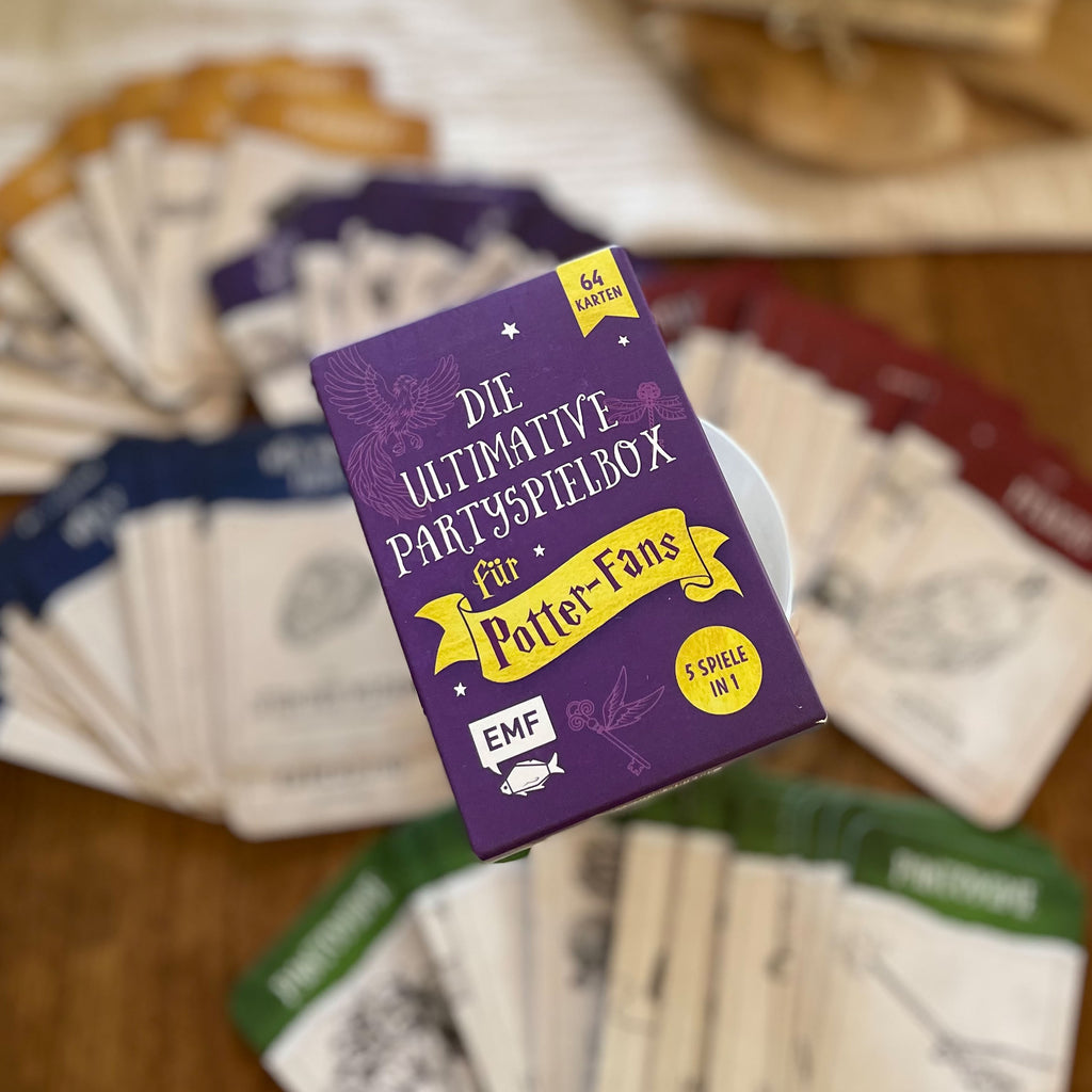Product image The ultimate party game box for Harry Potter fans - playing cards