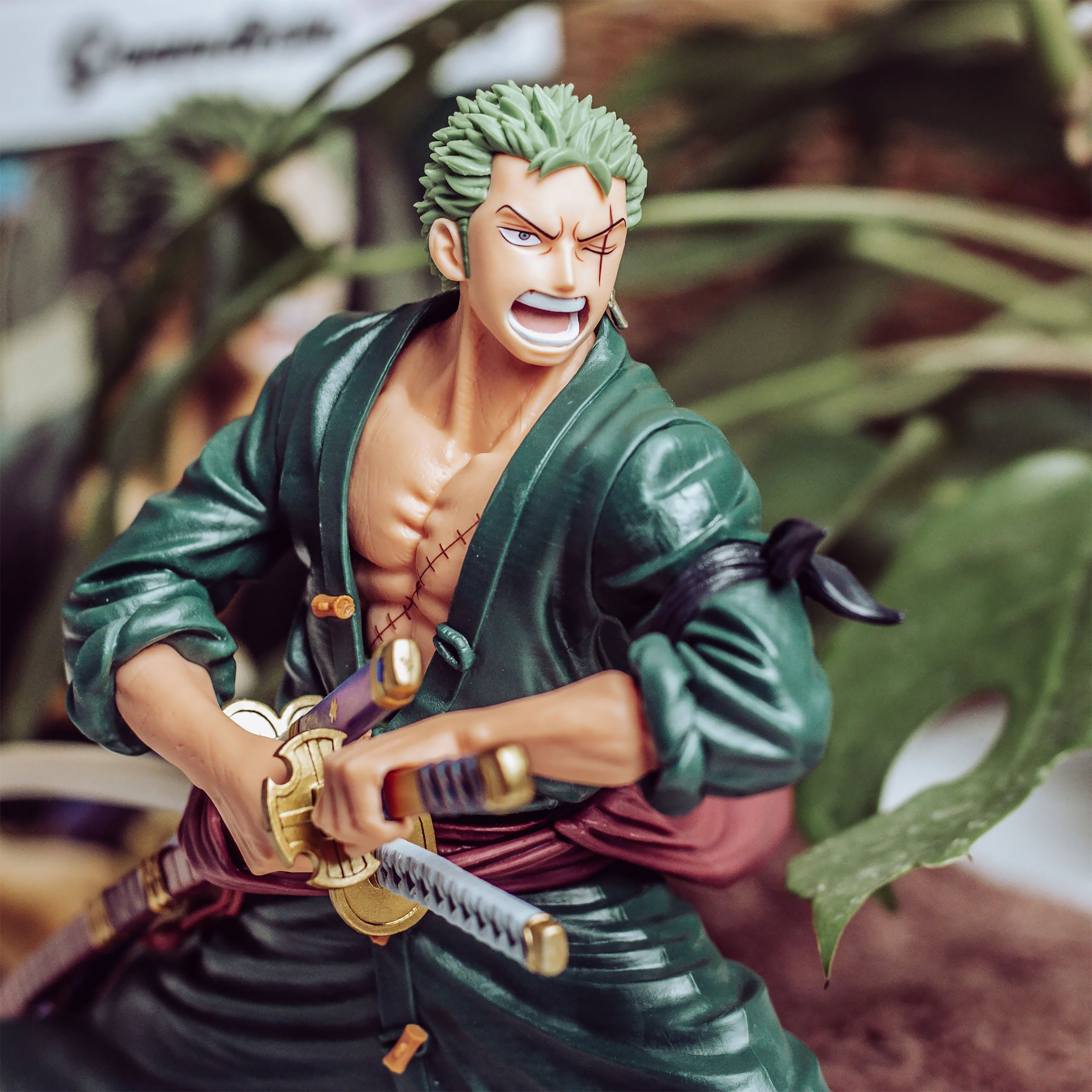 Image produit One Piece - Figurine Grandista de Roronoa Zoro 22cm
