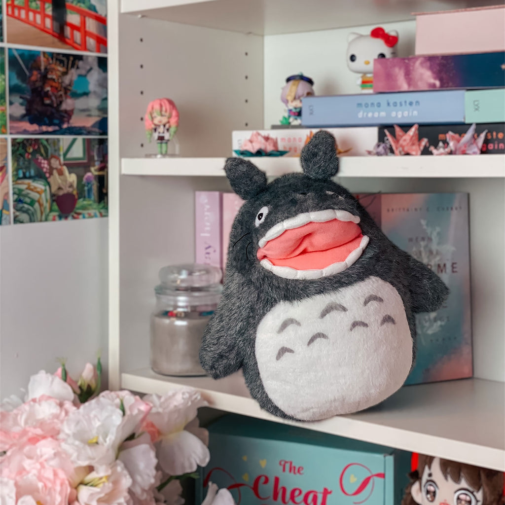 Image produit Figurine en peluche Totoro heureux grise