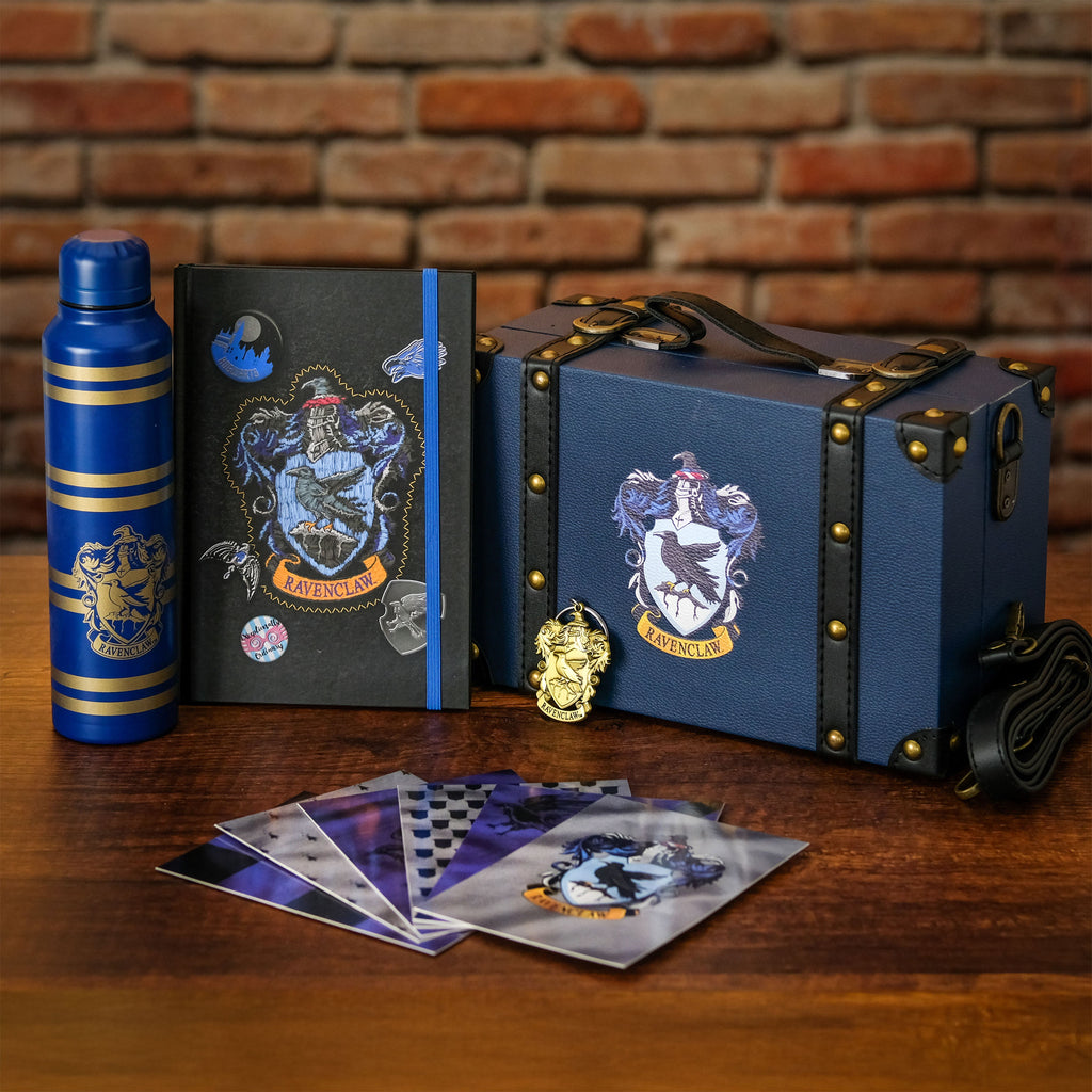 Image produit Harry Potter - Ensemble cadeau premium Serdaigle dans une valise avec sangle de transport