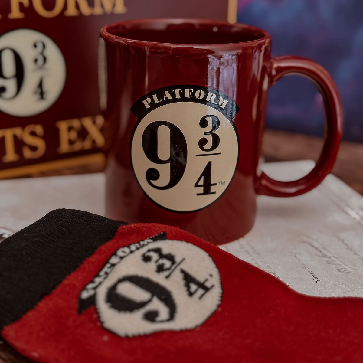 Image produit Harry Potter - Chaussettes et Tasse Quai 9 3/4