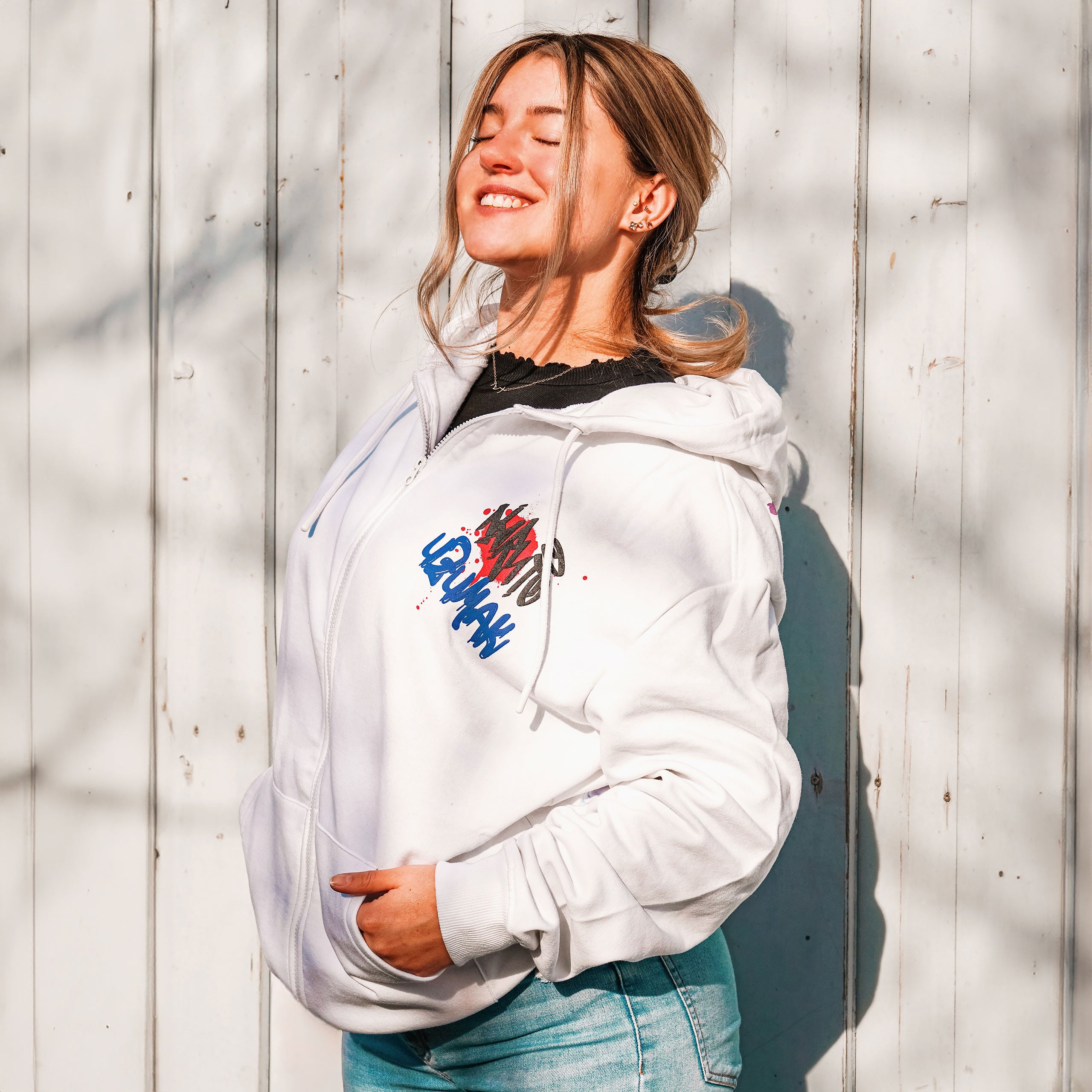 Image produit Naruto - Sweat à capuche Graffiti blanc