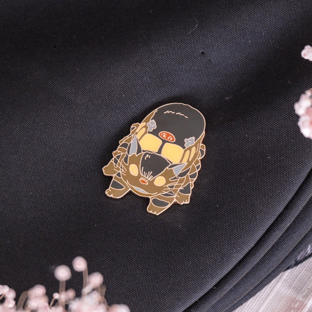 Image produit Totoro - Pin Bus-chat