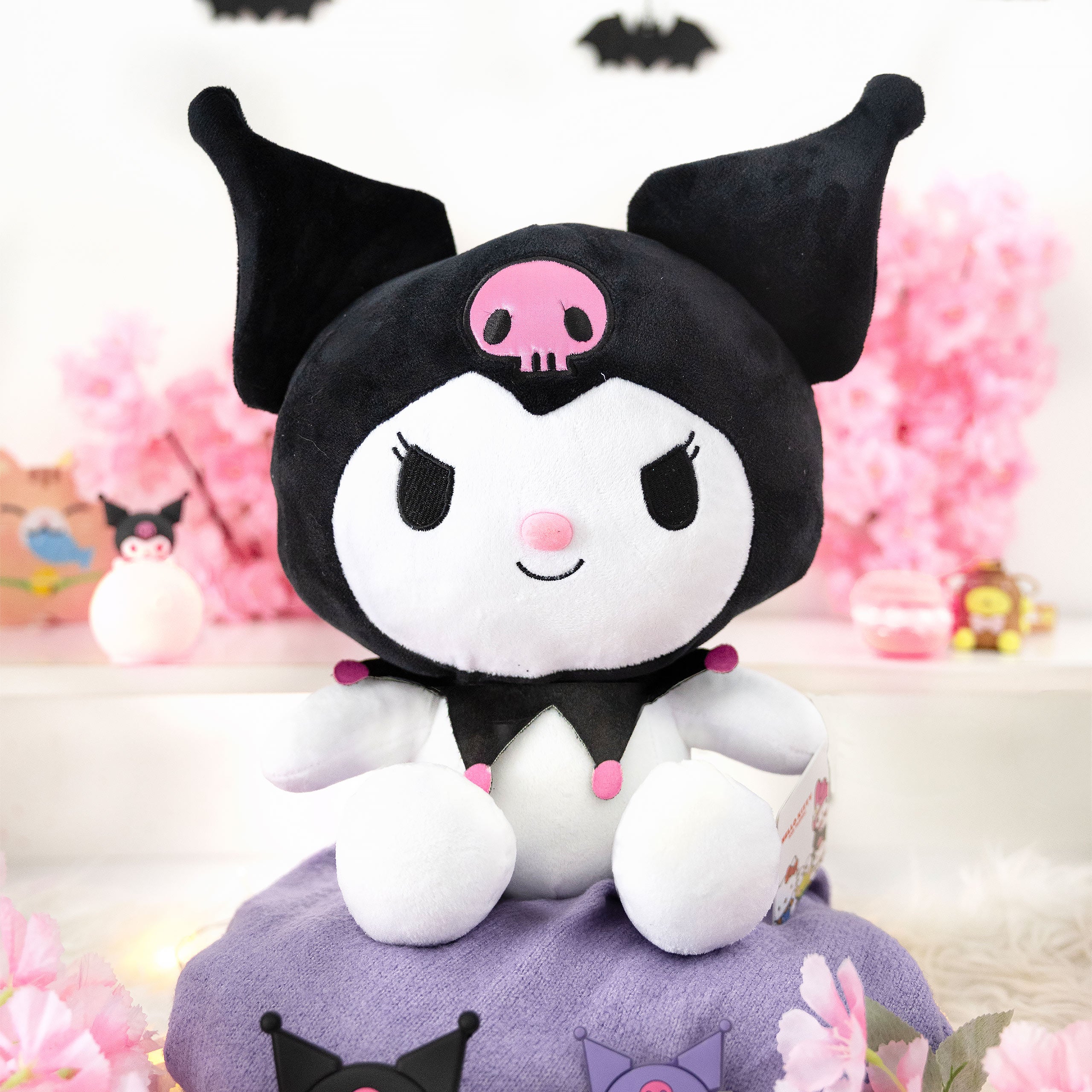 Image produit Sanrio - Figurine en peluche Kuromi Hello Kitty