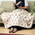 Image produit Totoro - Couverture silhouette en peluche avec doublure teddy