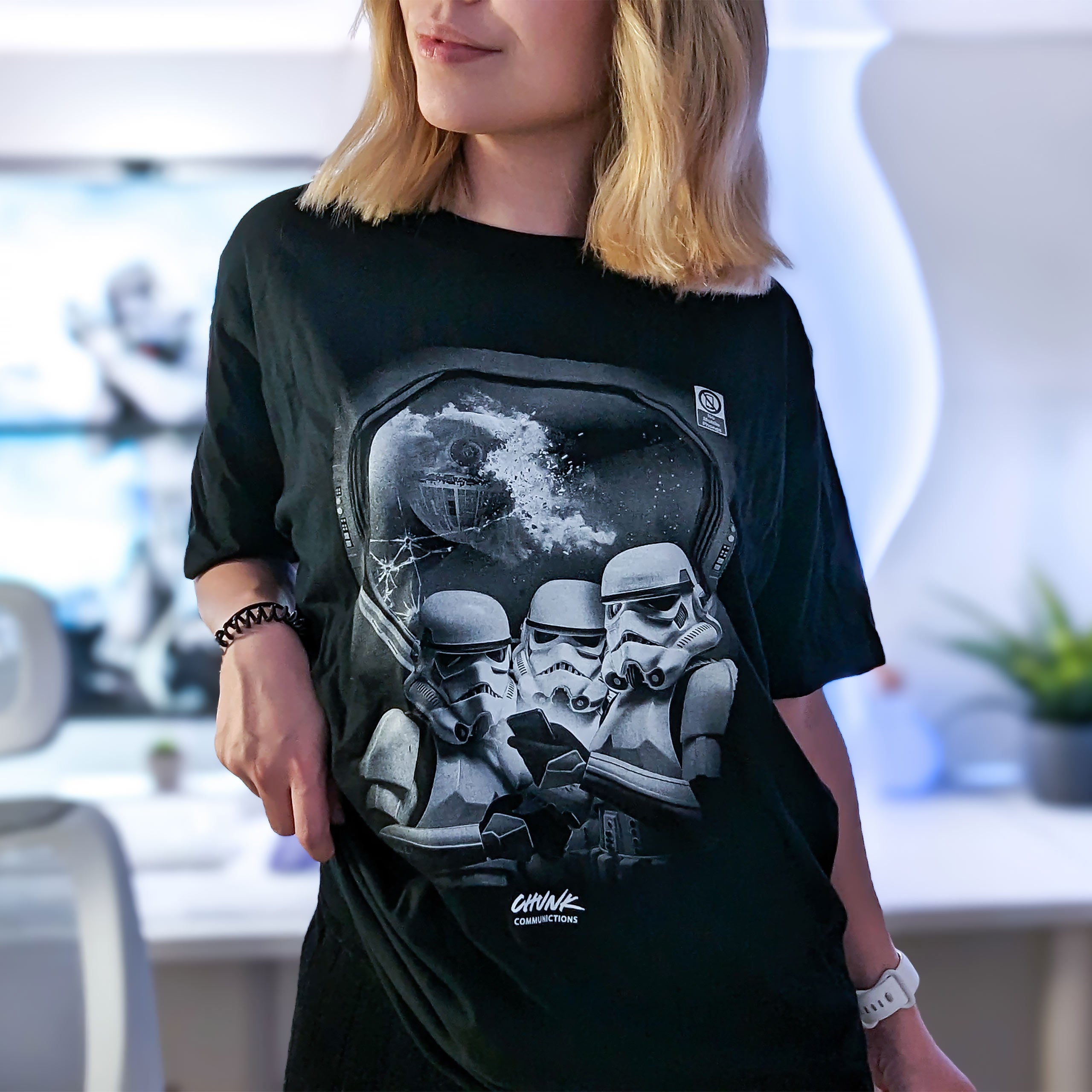 Image produit No Phones! T-shirt pour les fans de Star Wars noir