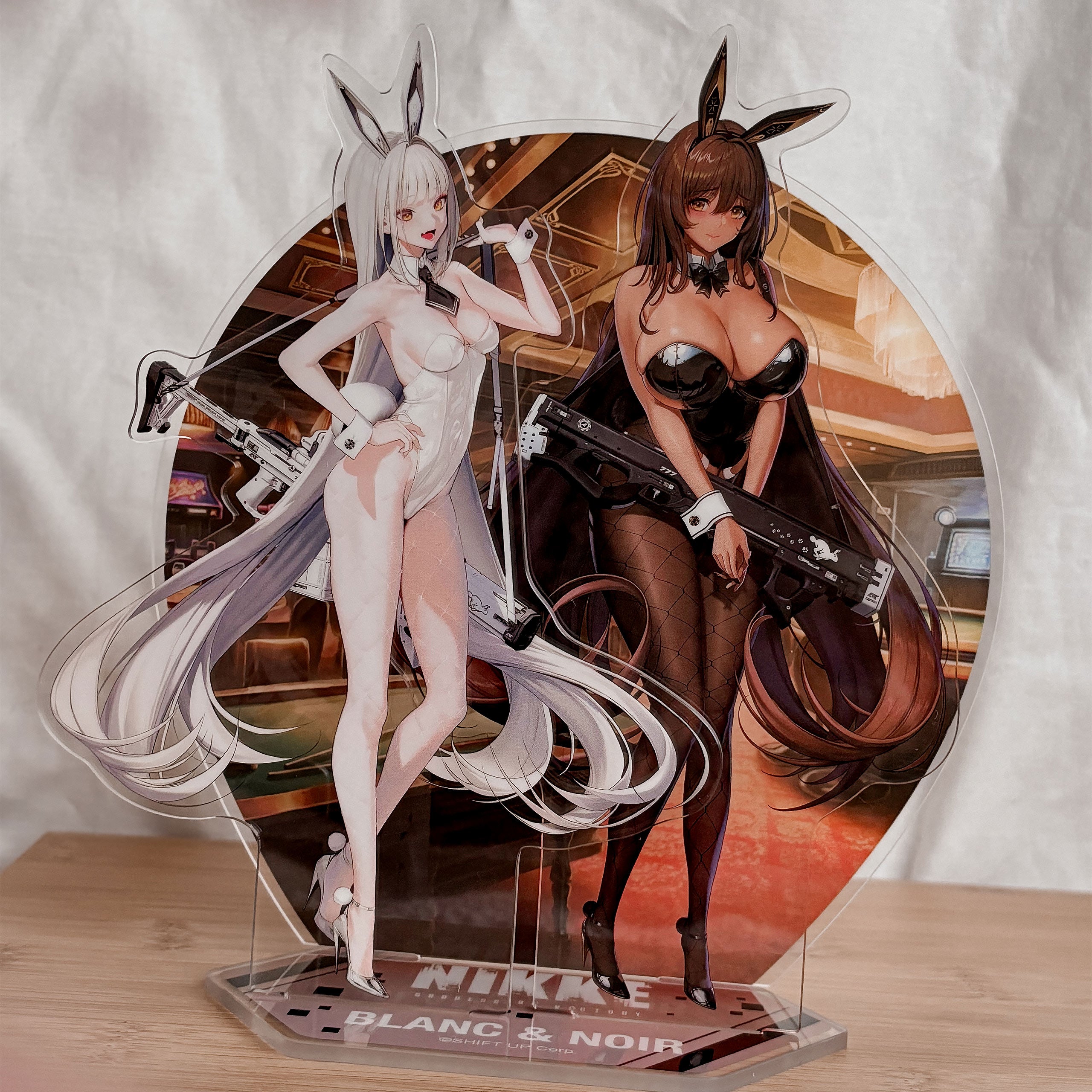 Image produit Déesse de la Victoire: Nikke - Blanc & Noir Figurine Diorama en Acrylique