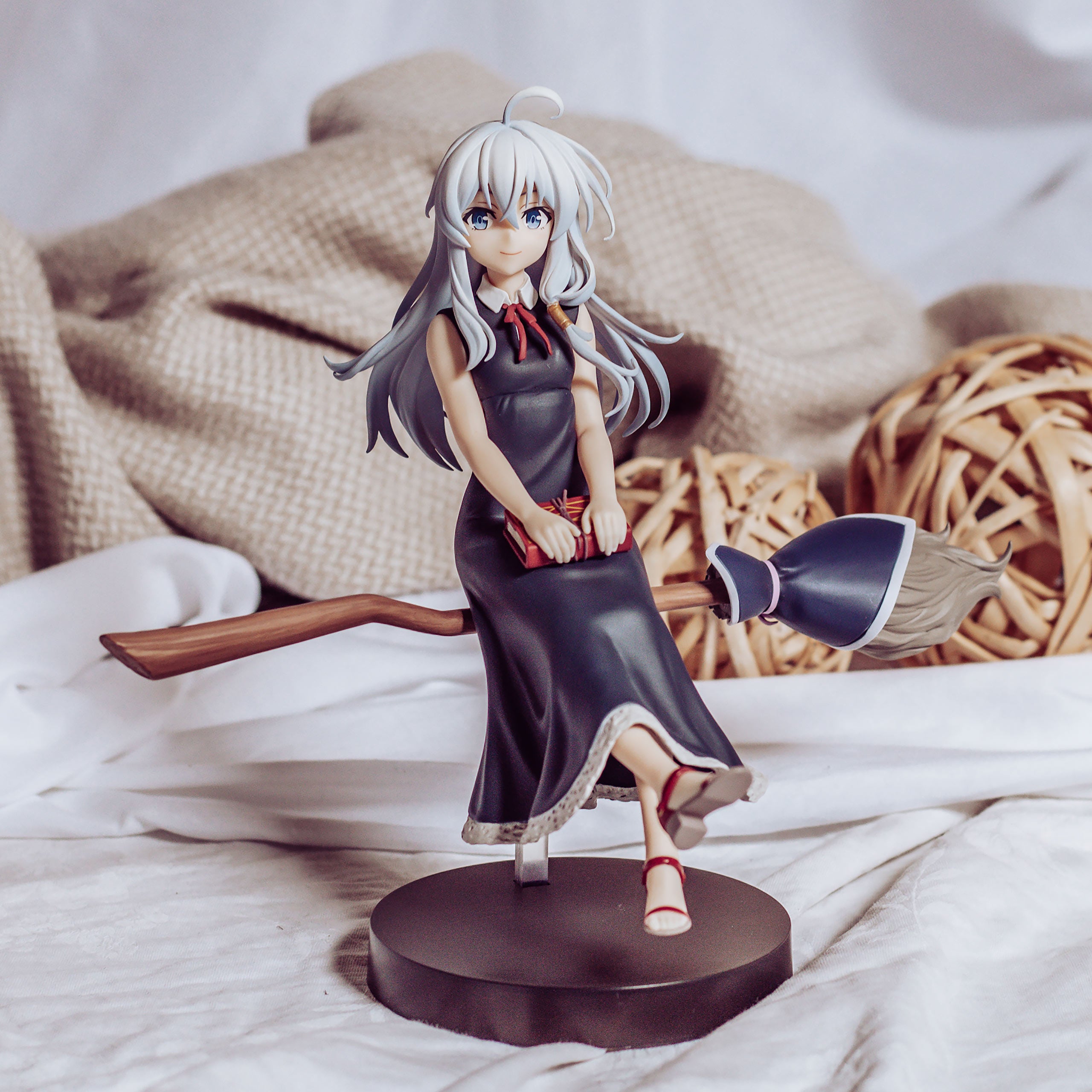 Image produit Wandering Witch - Figurine Elaina Pop Up Parade