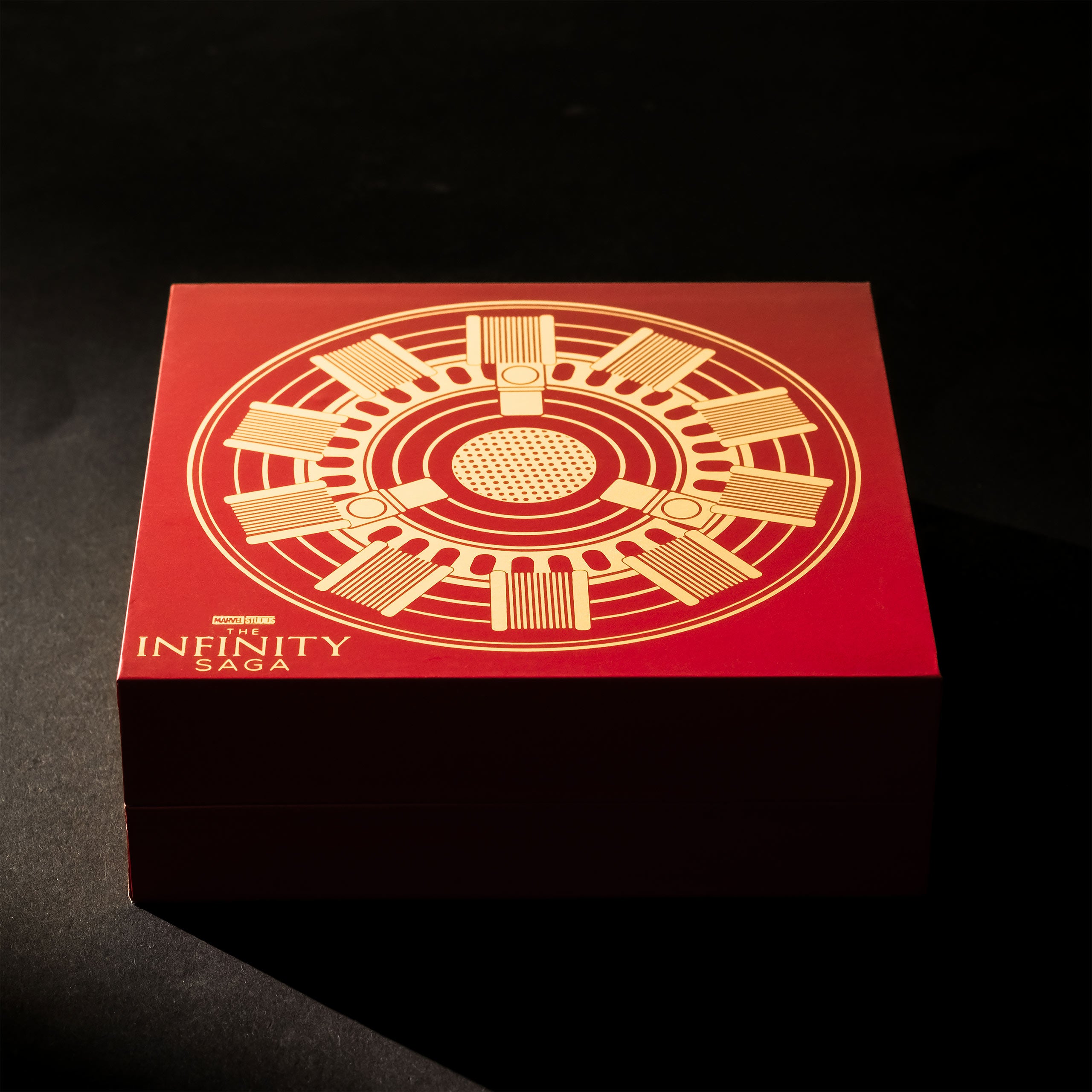 Image produit The Infinity Saga - Réplique du réacteur d'arc Iron Man RT-4 avec lumière