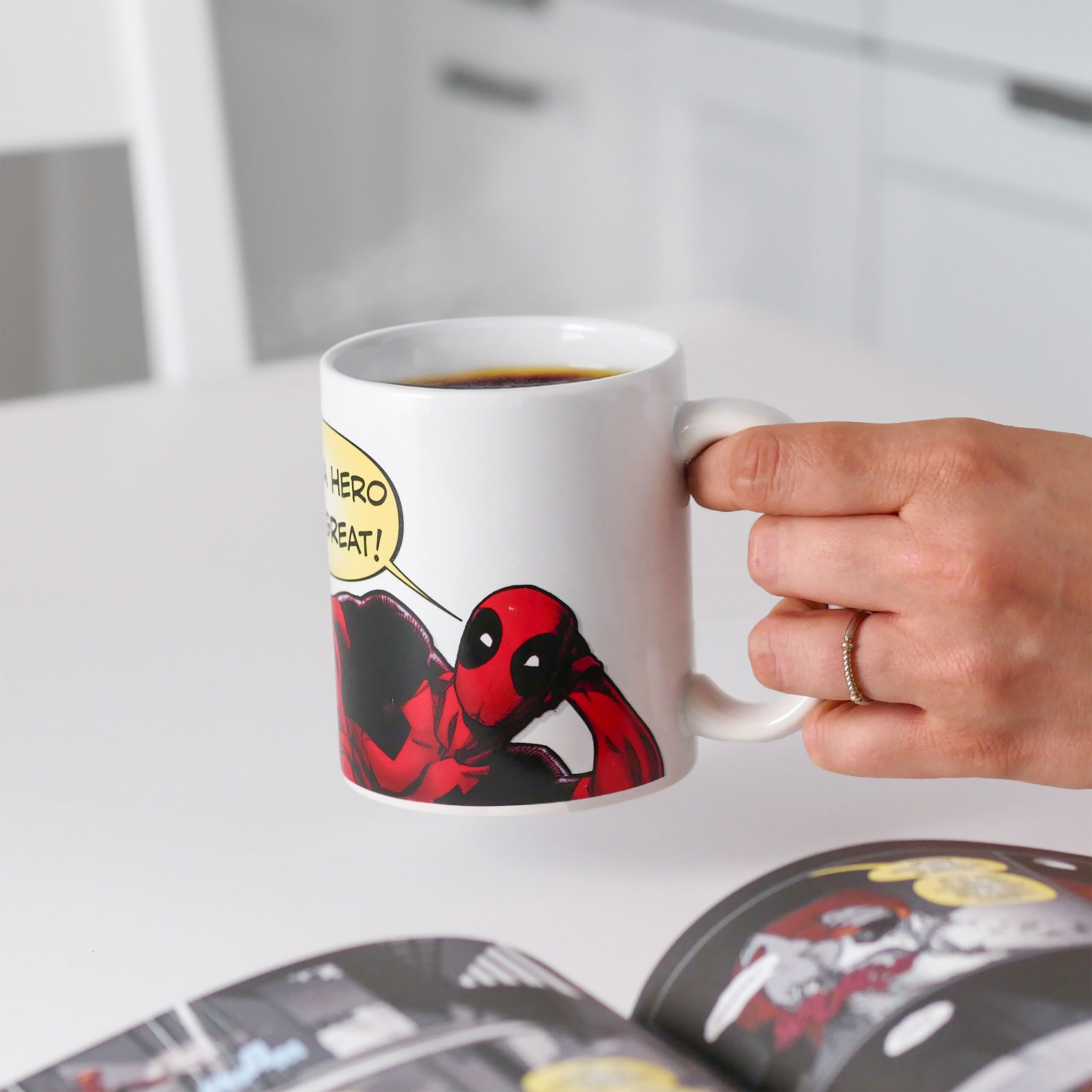 Image produit Deadpool - Être un héros, c'est génial Tasse