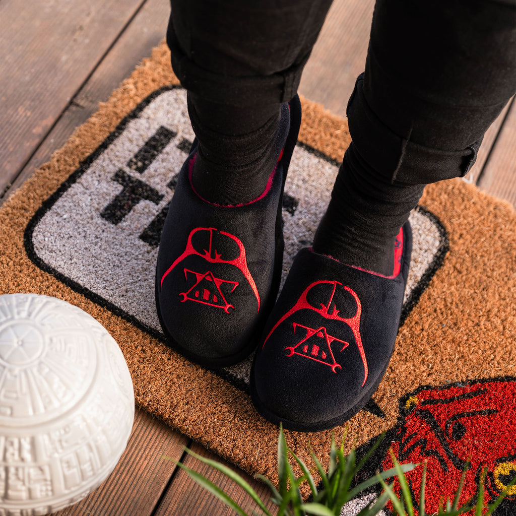 Image produit Star Wars - Pantoufles Darth Vader Noir-Rouge