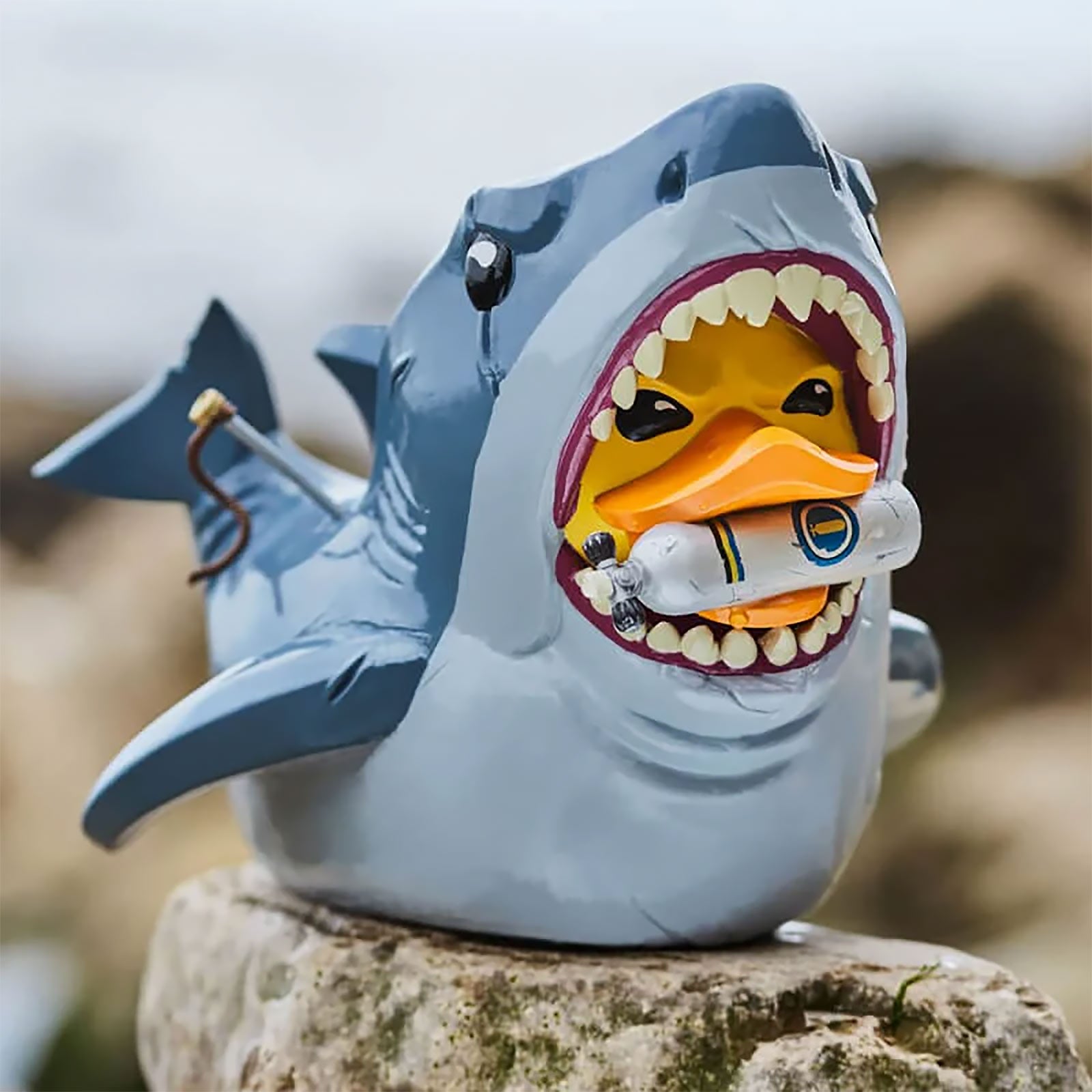 Image produit Les Dents de la Mer - Bruce (Bouteille de Gaz) XL TUBBZ Canard Décoratif