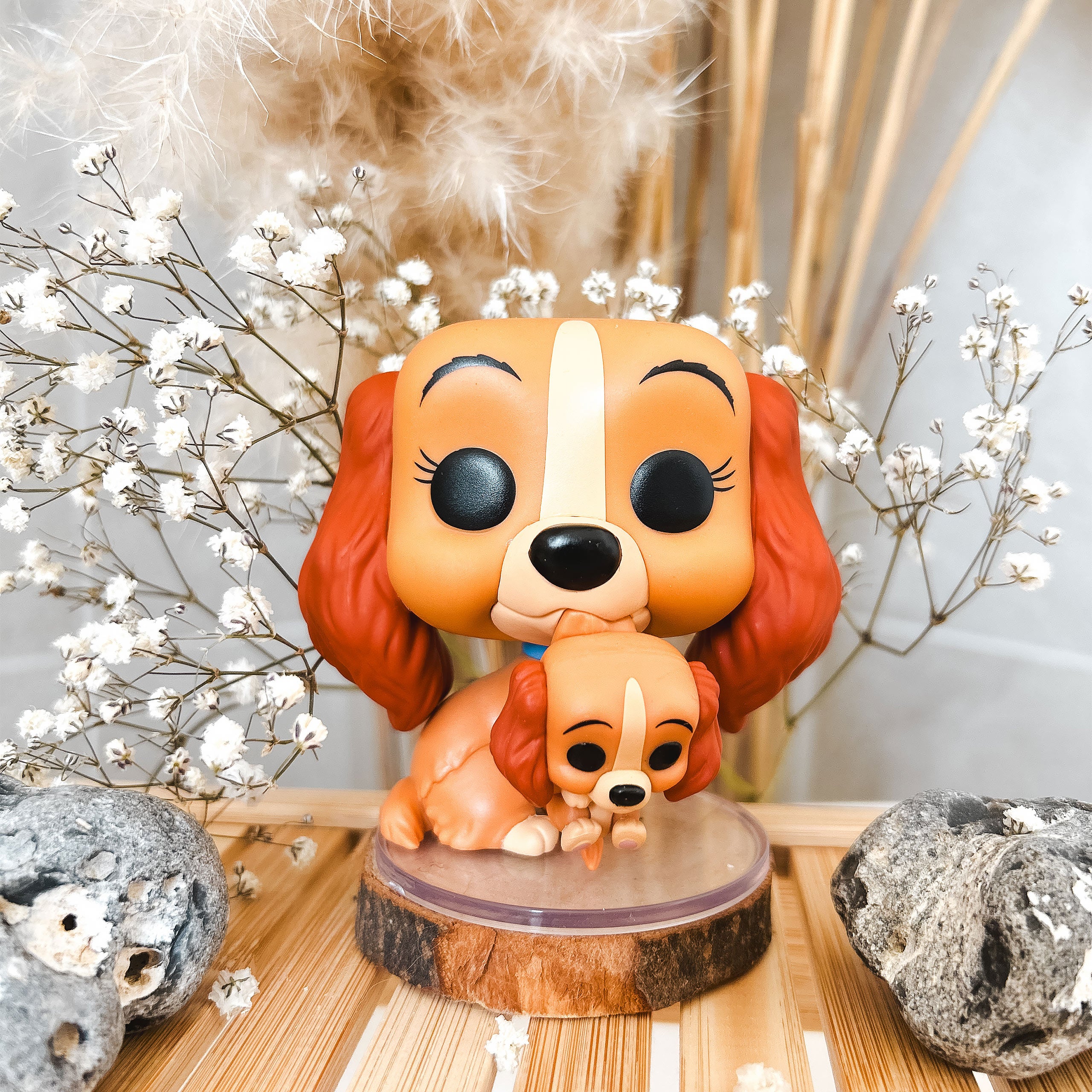 Image produit La Belle et le Clochard - Belle avec chiot Figurine Funko Pop