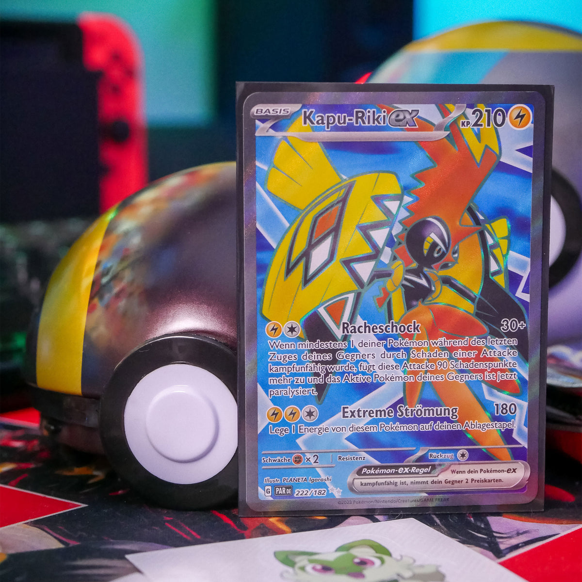 Image produit Pokemon - Mystery Pokeball Cartes Boîte en Métal Automne 2024