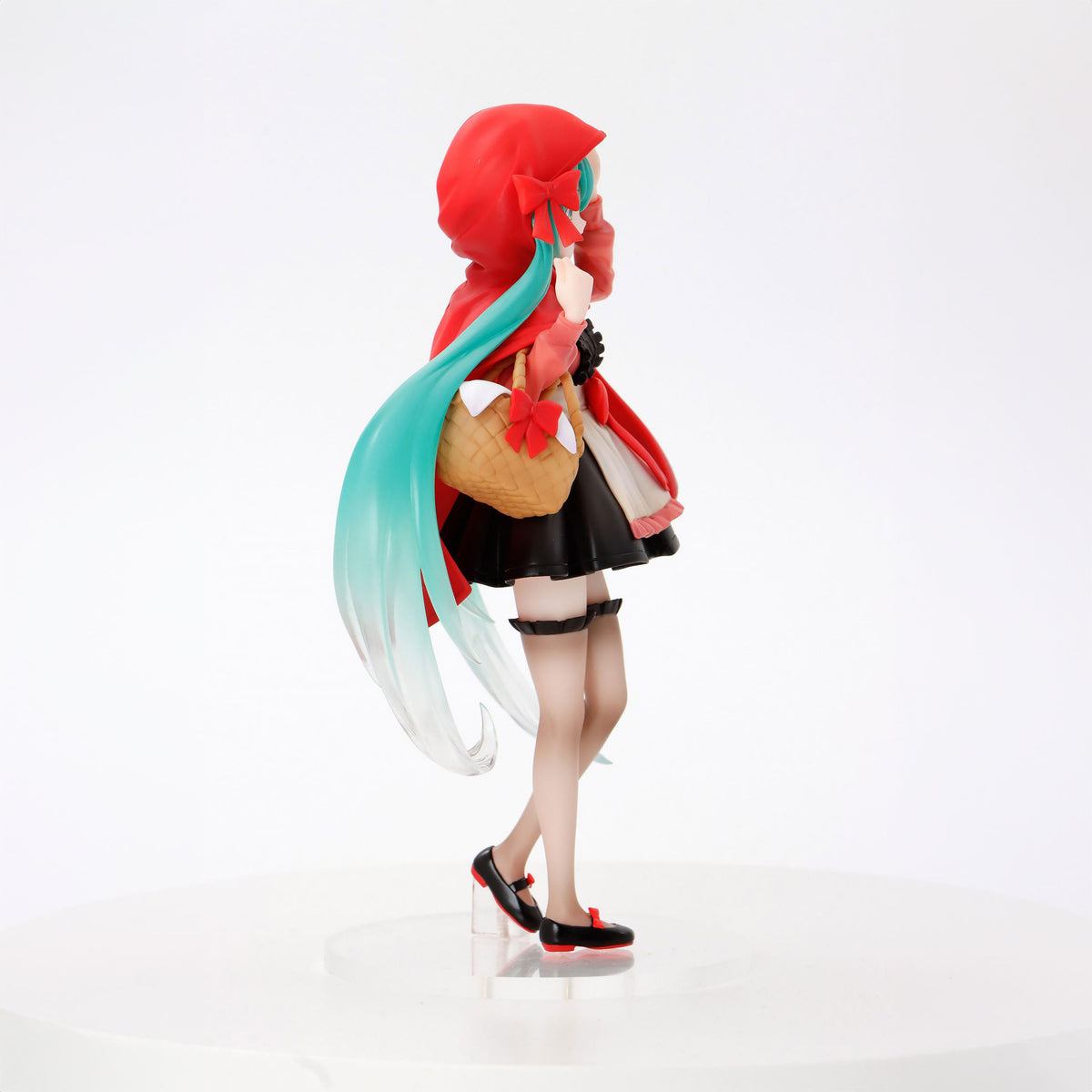 Image produit Hatsune Miku - Figurine Wonderland Version Petit Chaperon Rouge
