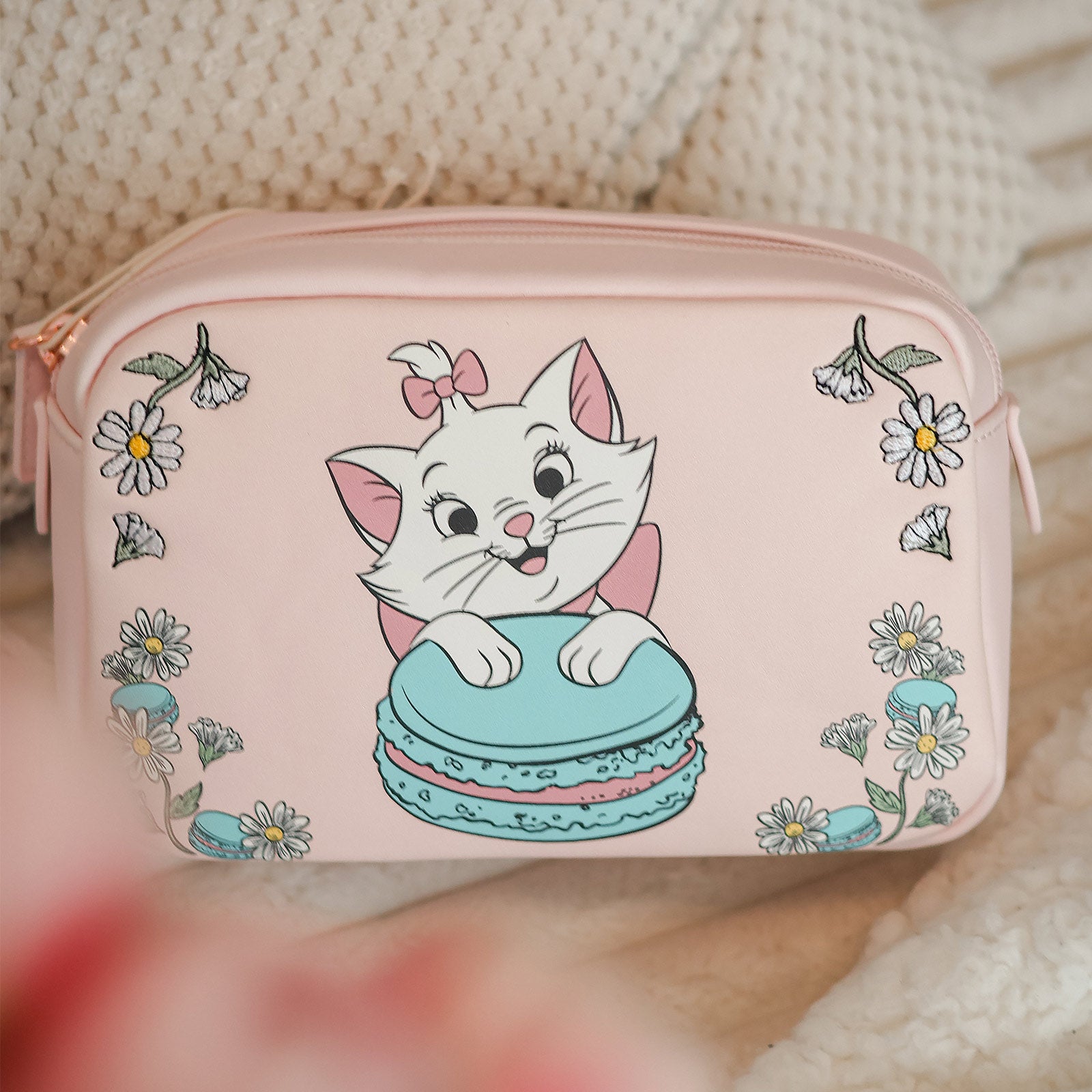 Image produit Les Aristochats - Trousse de maquillage Marie avec macaron