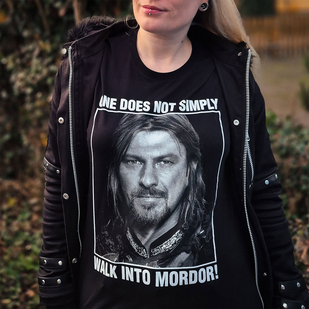 Image produit T-shirt Boromir On ne marche pas simplement dans Mordor - Le Seigneur des Anneaux