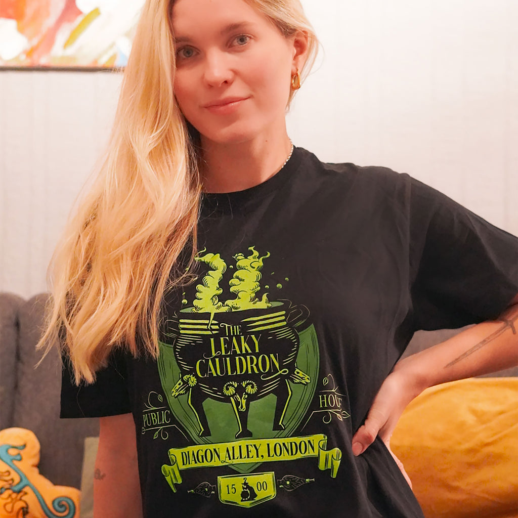 Product image Leaky Cauldron T-Shirt black - Harry Potter