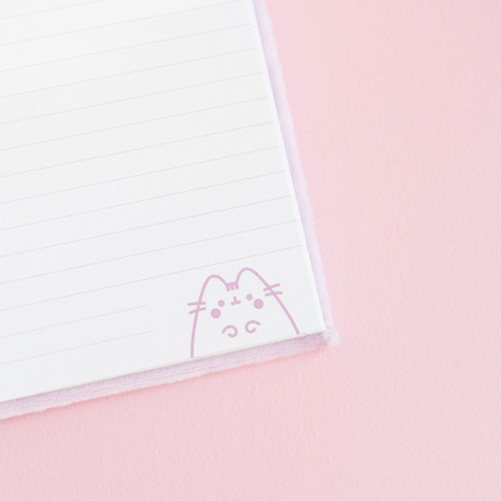 Image produit Pusheen - Carnet en peluche Moments