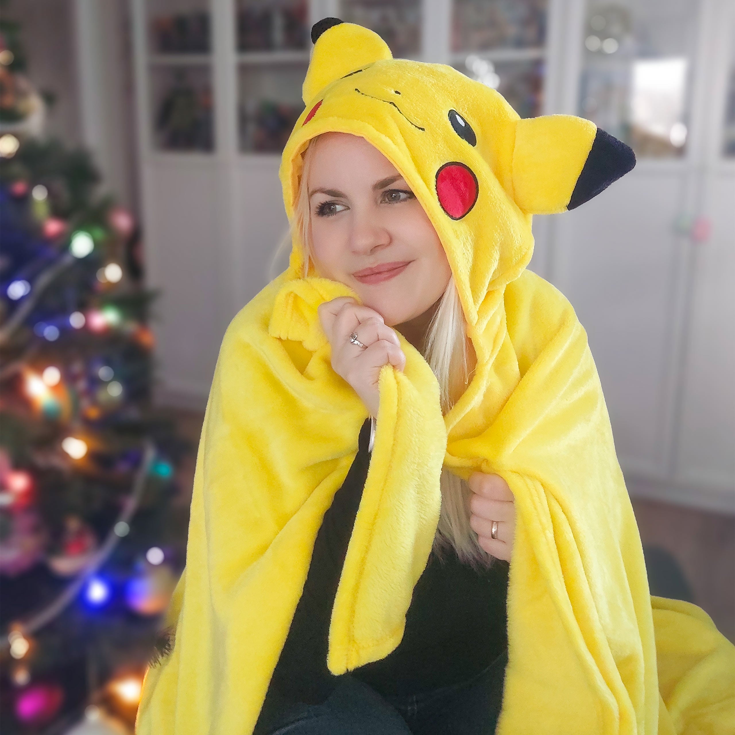 Image produit Pokemon - Couverture à capuche Pikachu