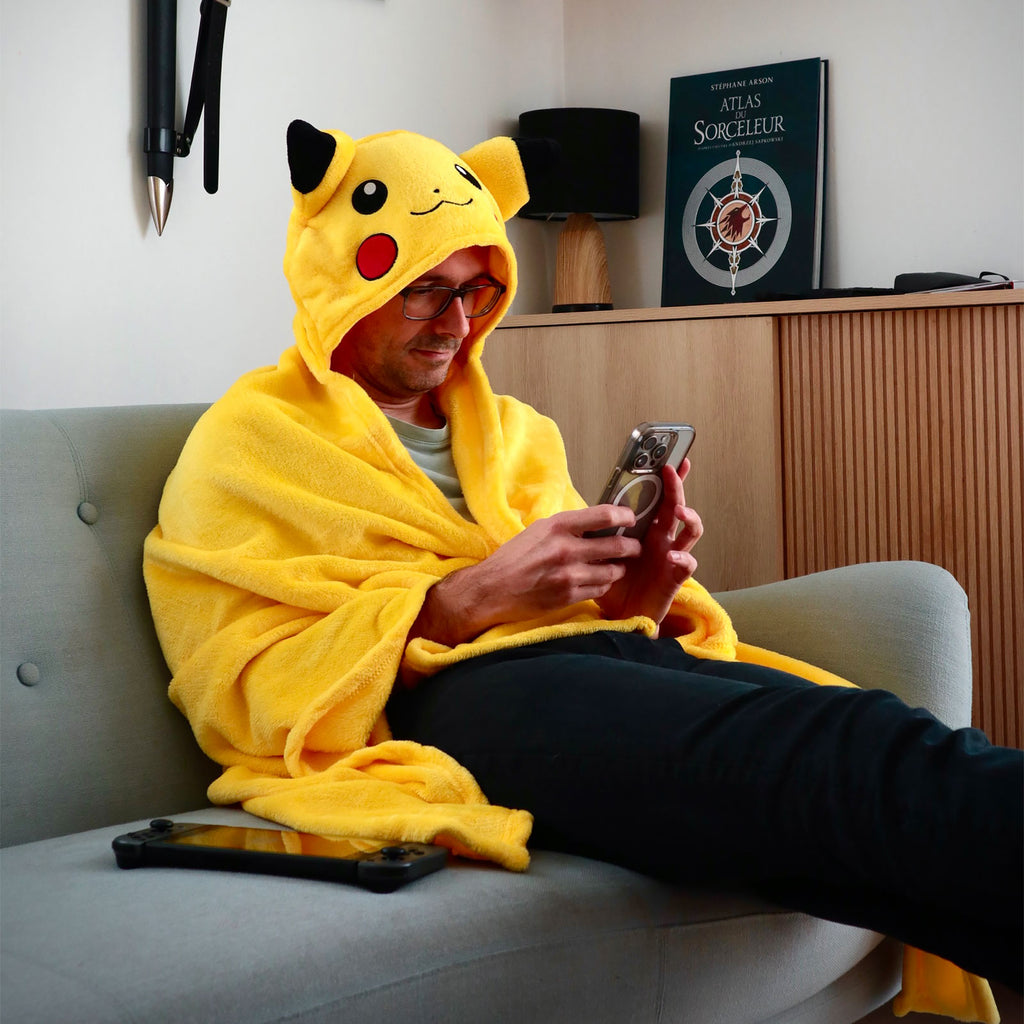 Image produit Pokemon - Couverture à capuche Pikachu