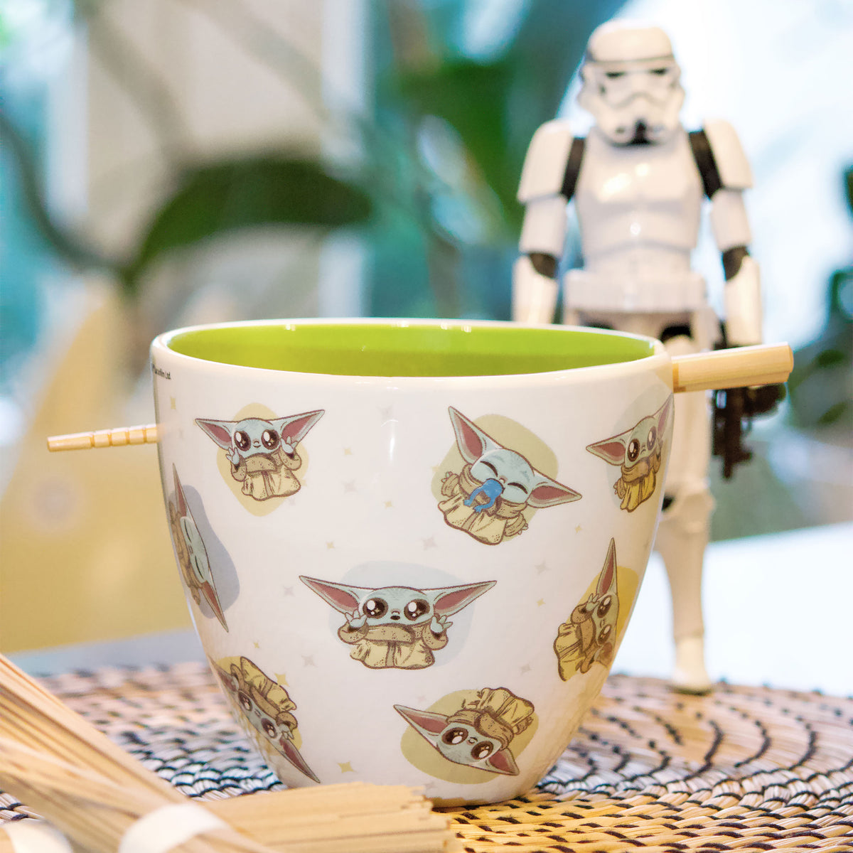 Image produit Bol à Ramen Grogu avec Baguettes - Star Wars The Mandalorian