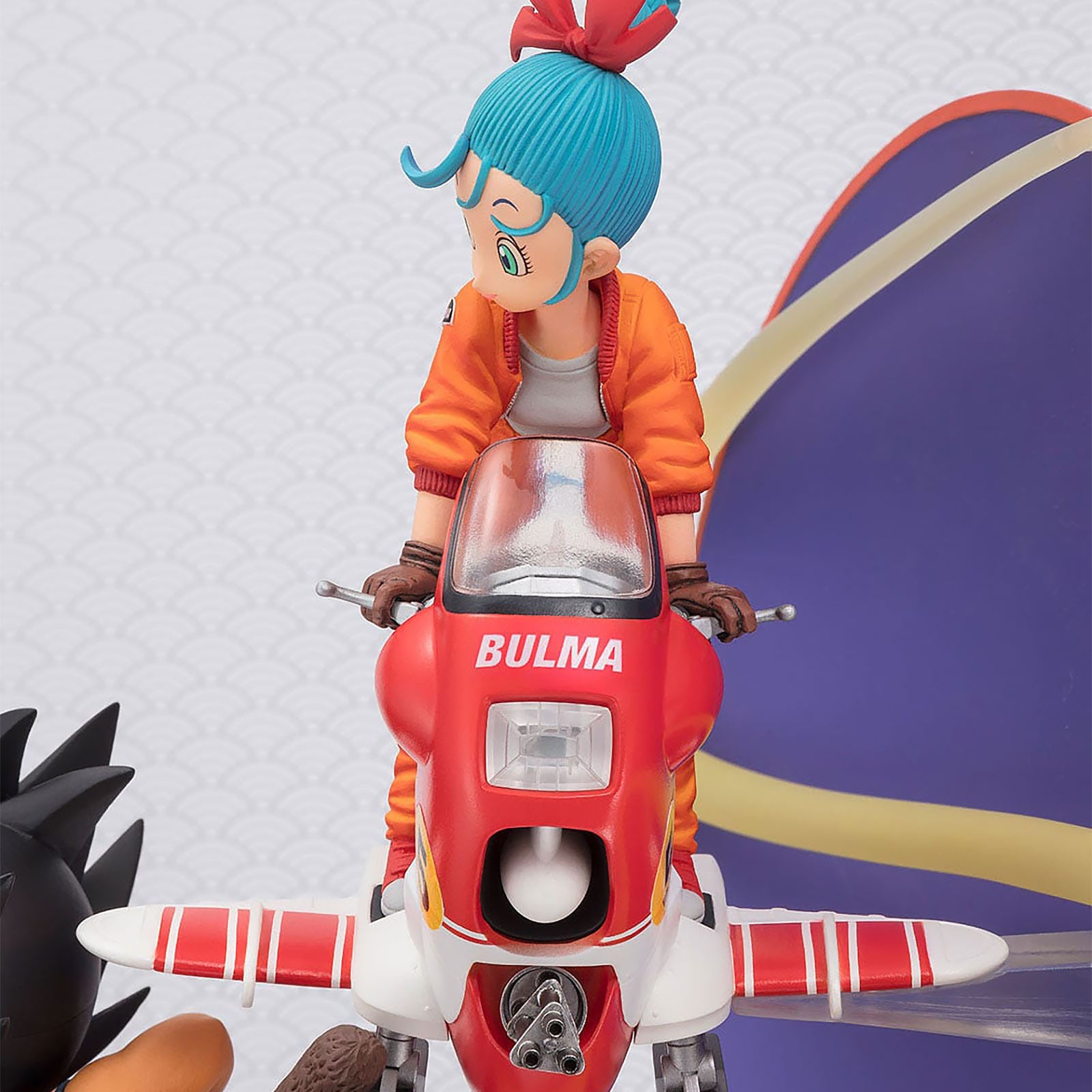 Image produit Dragon Ball - Statue Son Goku & Bulma