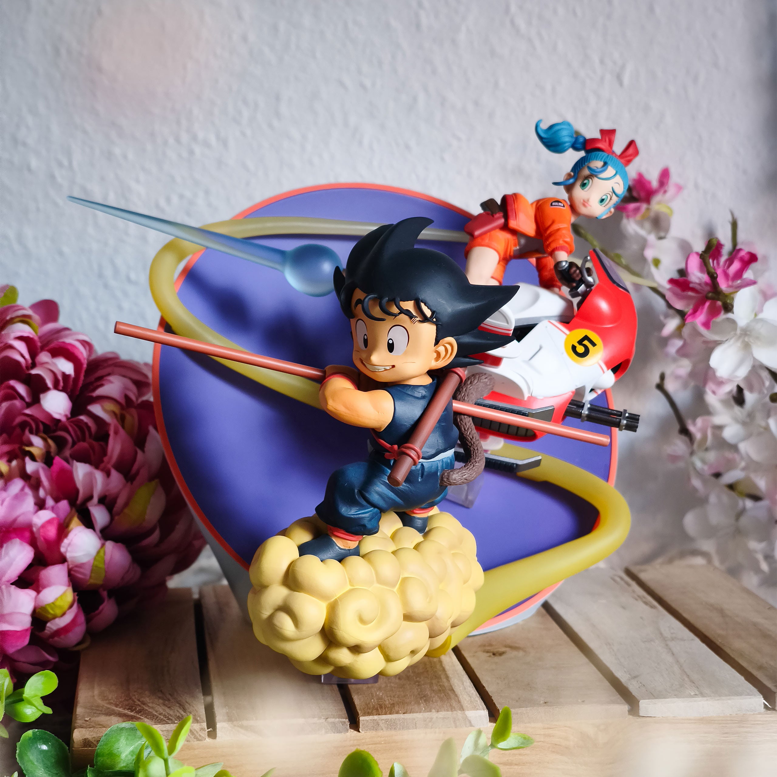 Image produit Dragon Ball - Statue Son Goku & Bulma