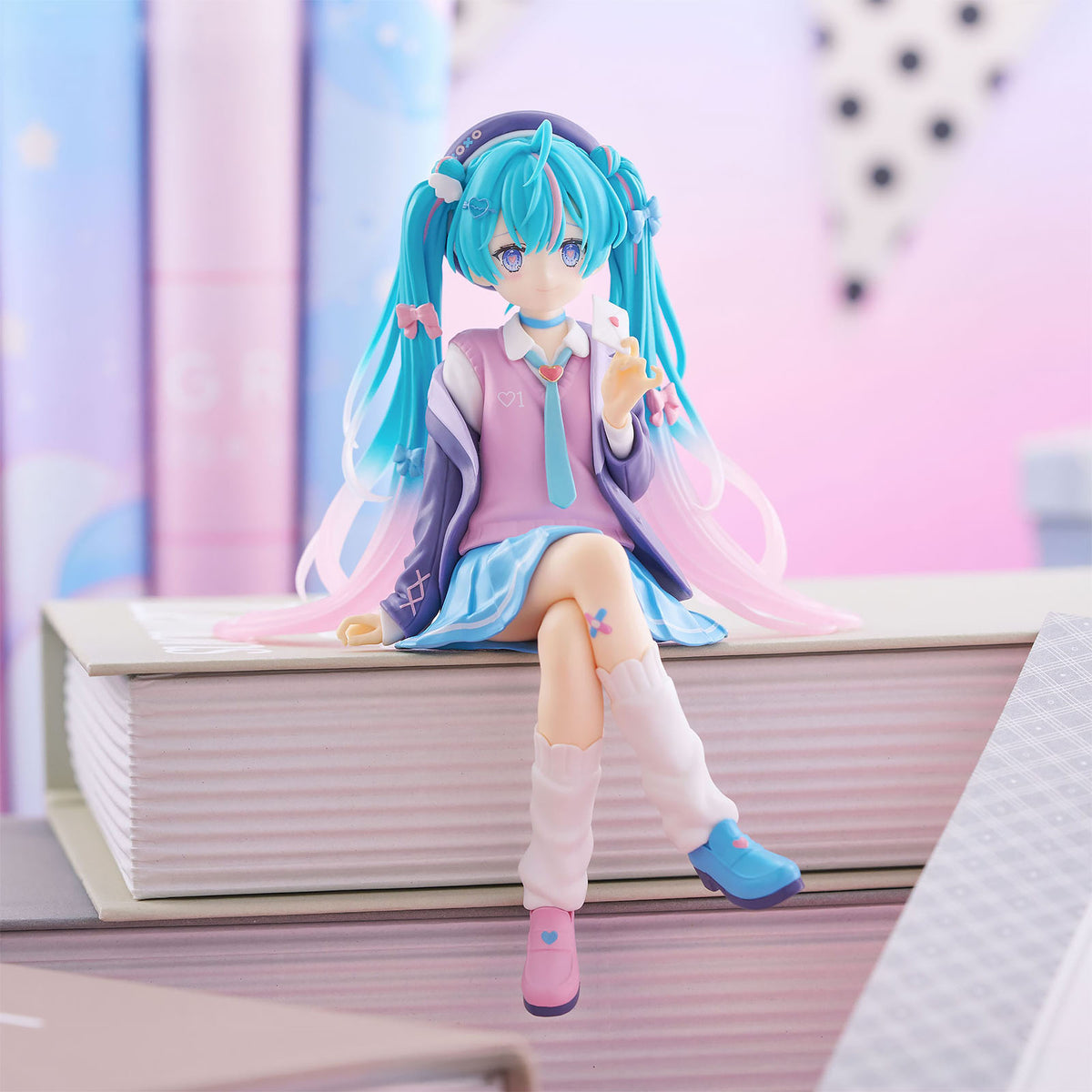 Image produit Hatsune Miku - Figurine Miku Love Noodle Stopper Blazer Navy Color Version