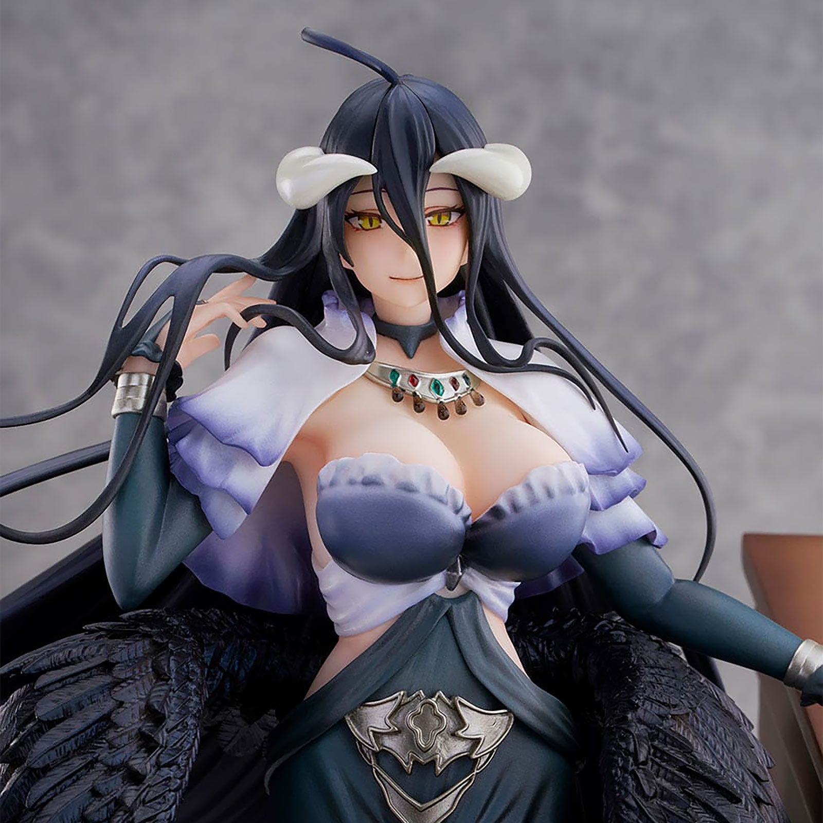 Image produit Overlord - Figurine Albedo 1:7 Jet Black Dress Version