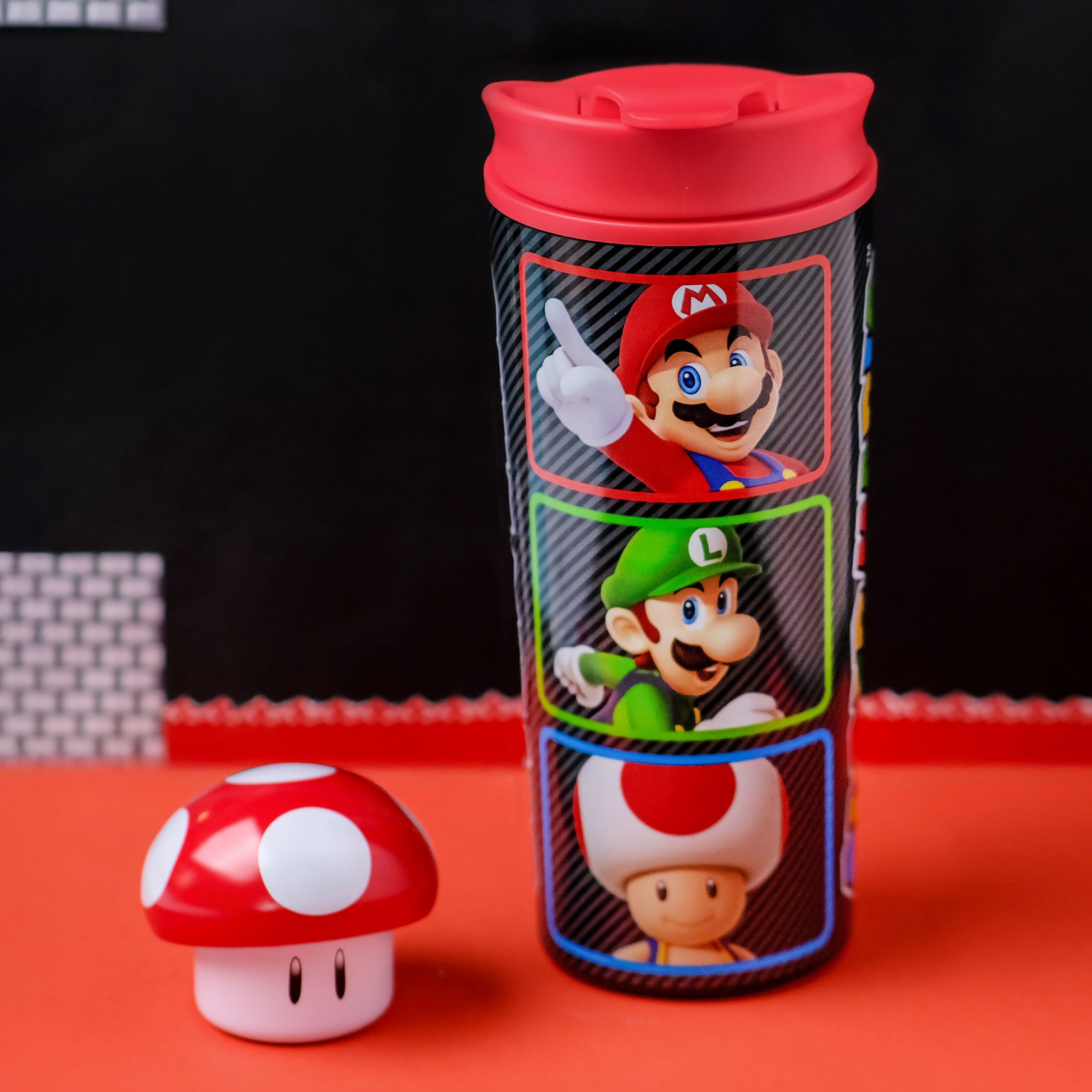 Image produit Super Mario - Gobelet Colour Blocks To Go