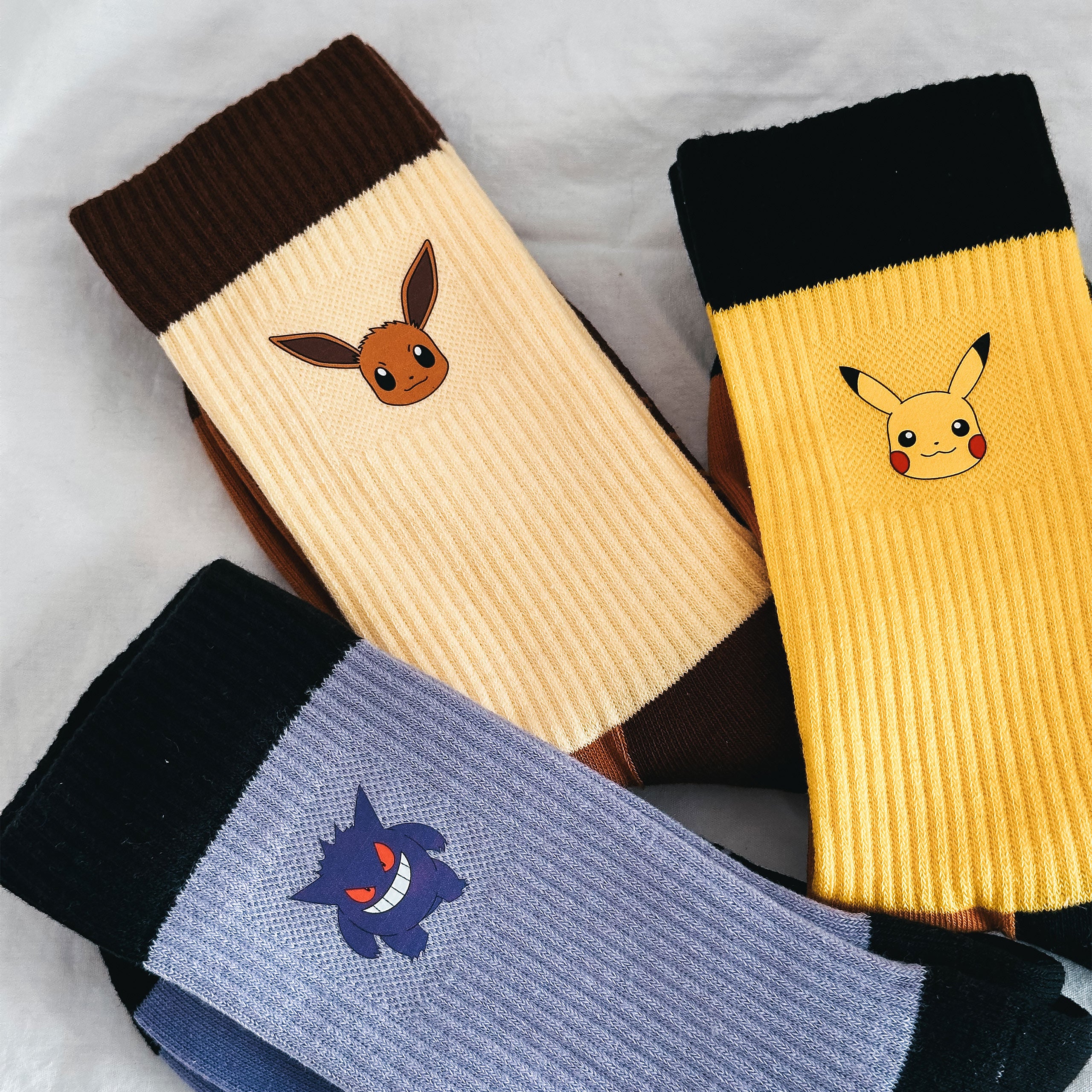 Image produit Pokemon - Lot de 3 paires de chaussettes Pikachu, Évoli et Ectoplasma