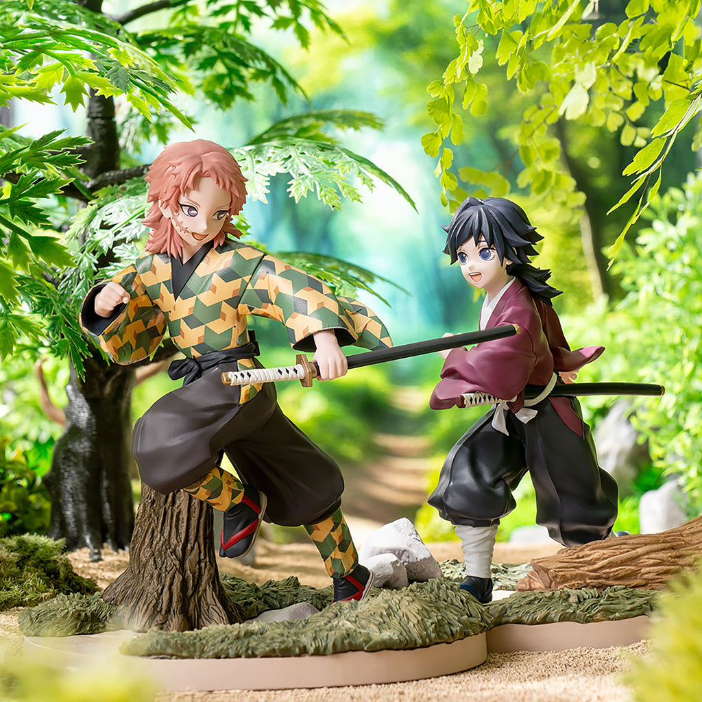 Product image Demon Slayer - Giyu Tomioka Xross Link Figure