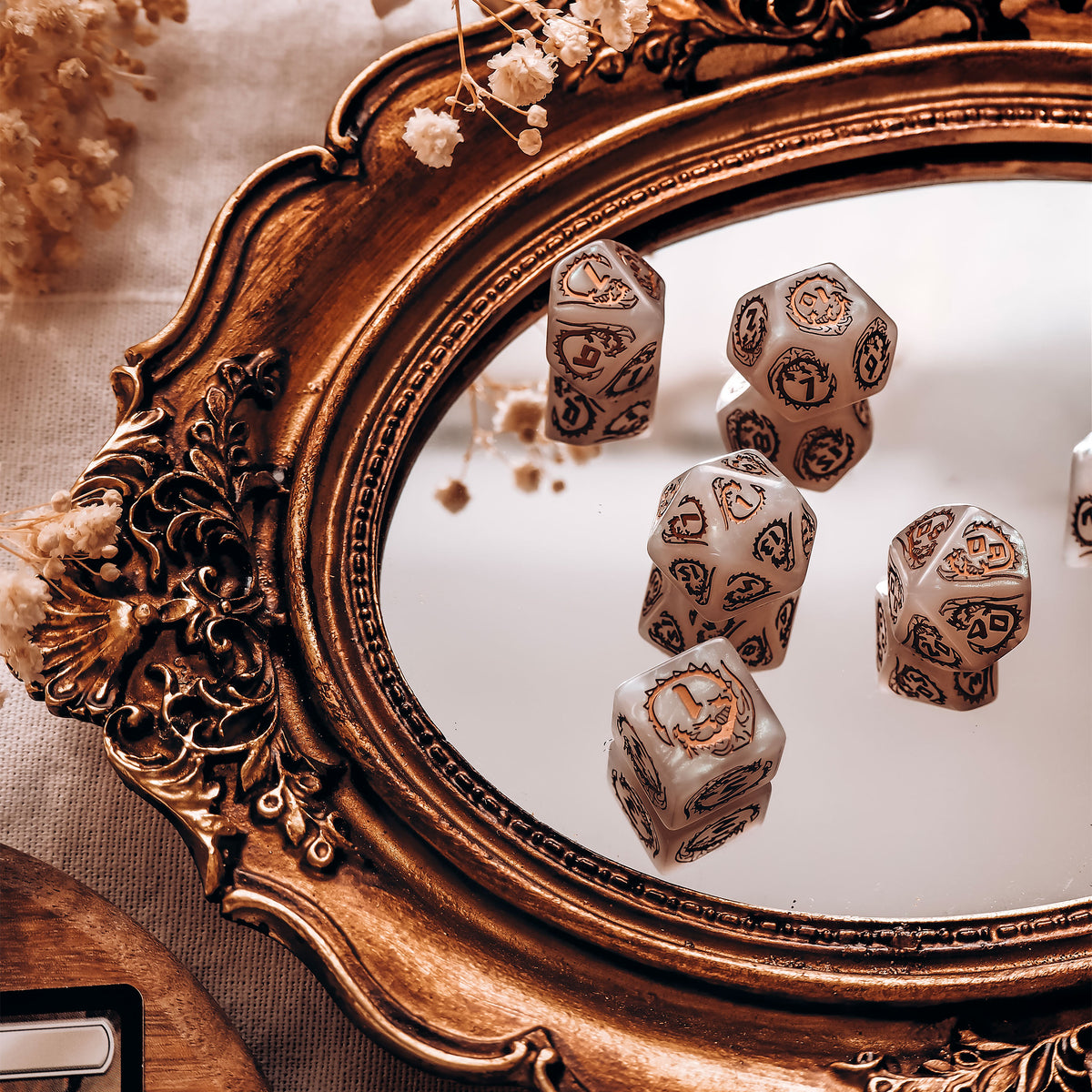 Product image Dragons - Quartz RPG Dice Set 7pcs