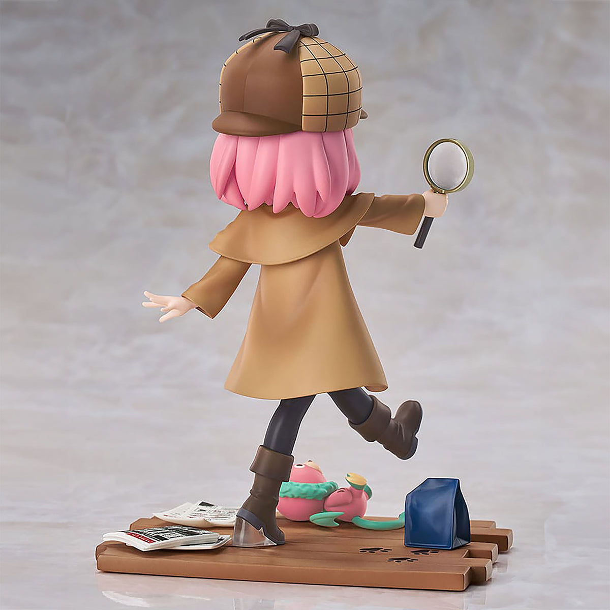 Image produit Spy x Family - Figurine Anya Forger Version Détective 1:7