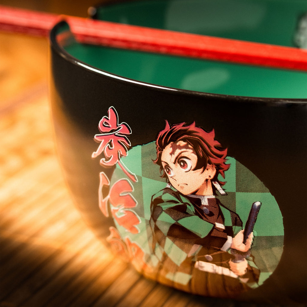 Image produit Demon Slayer - bol à ramen Tanjiro avec baguettes