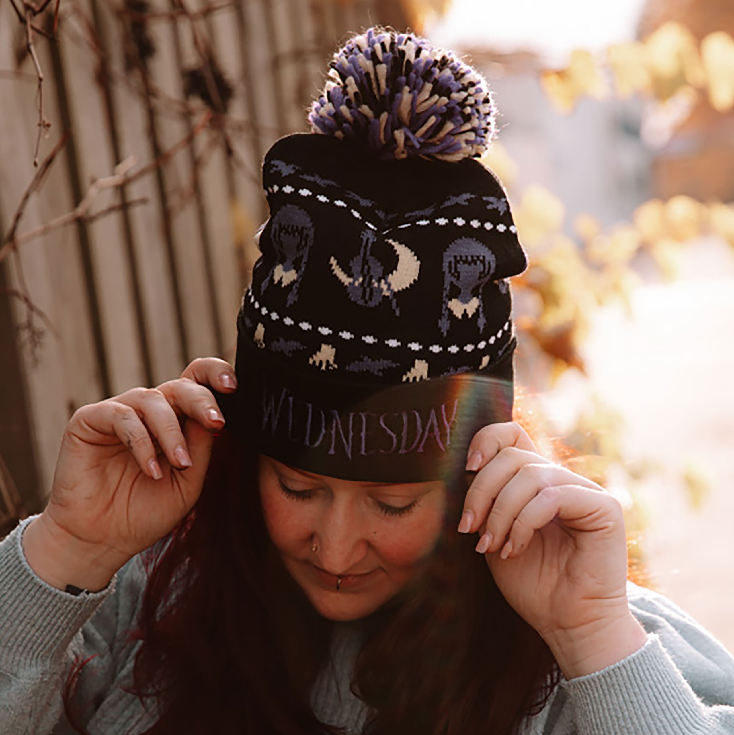 Image produit Wednesday - Bonnet Midnight à pompon