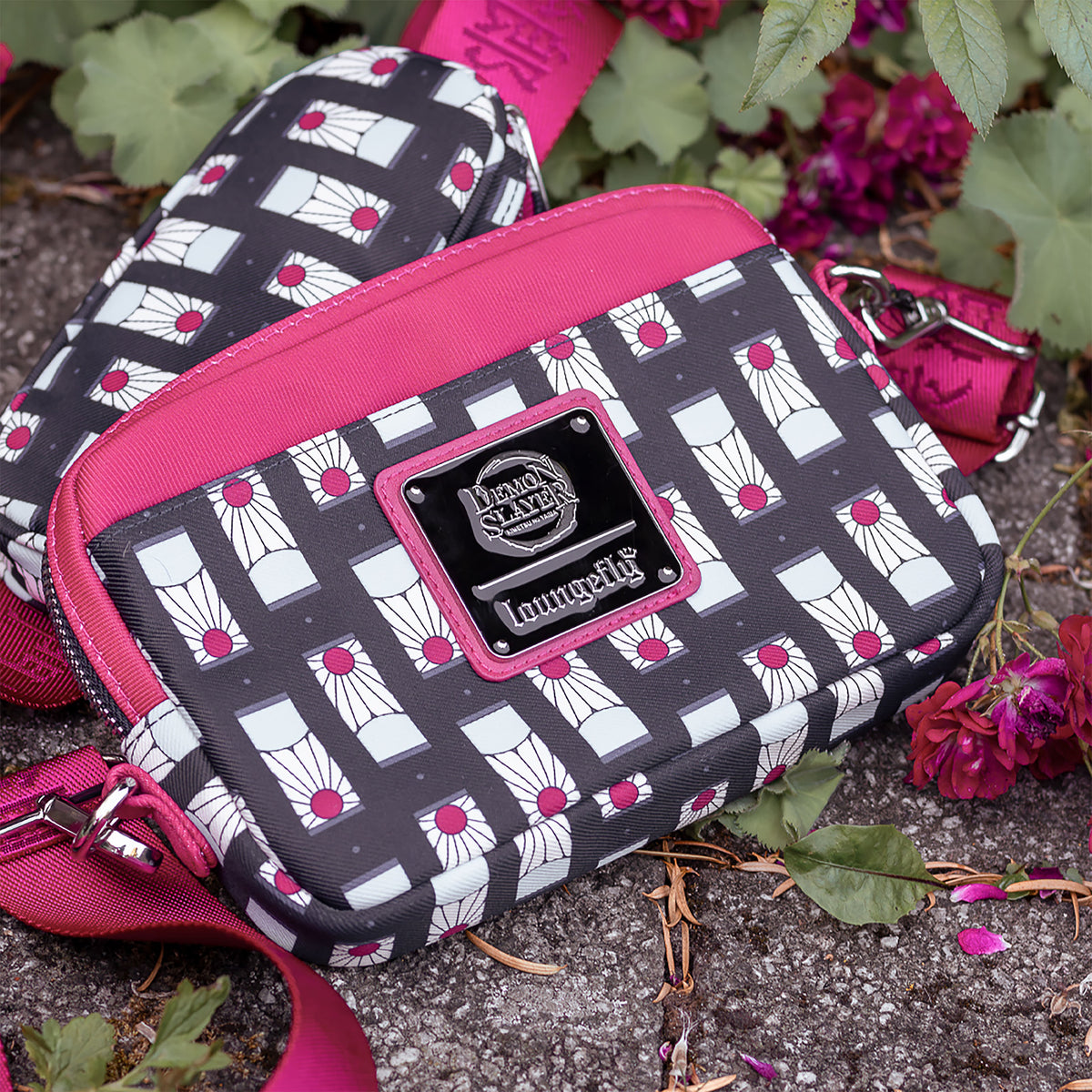 Image produit Demon Slayer - Sac bandoulière Hanafuda avec portefeuille