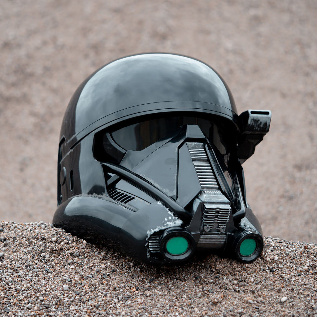 Image produit Star Wars – Casque réplique Imperial Death Trooper Black Series avec lumière