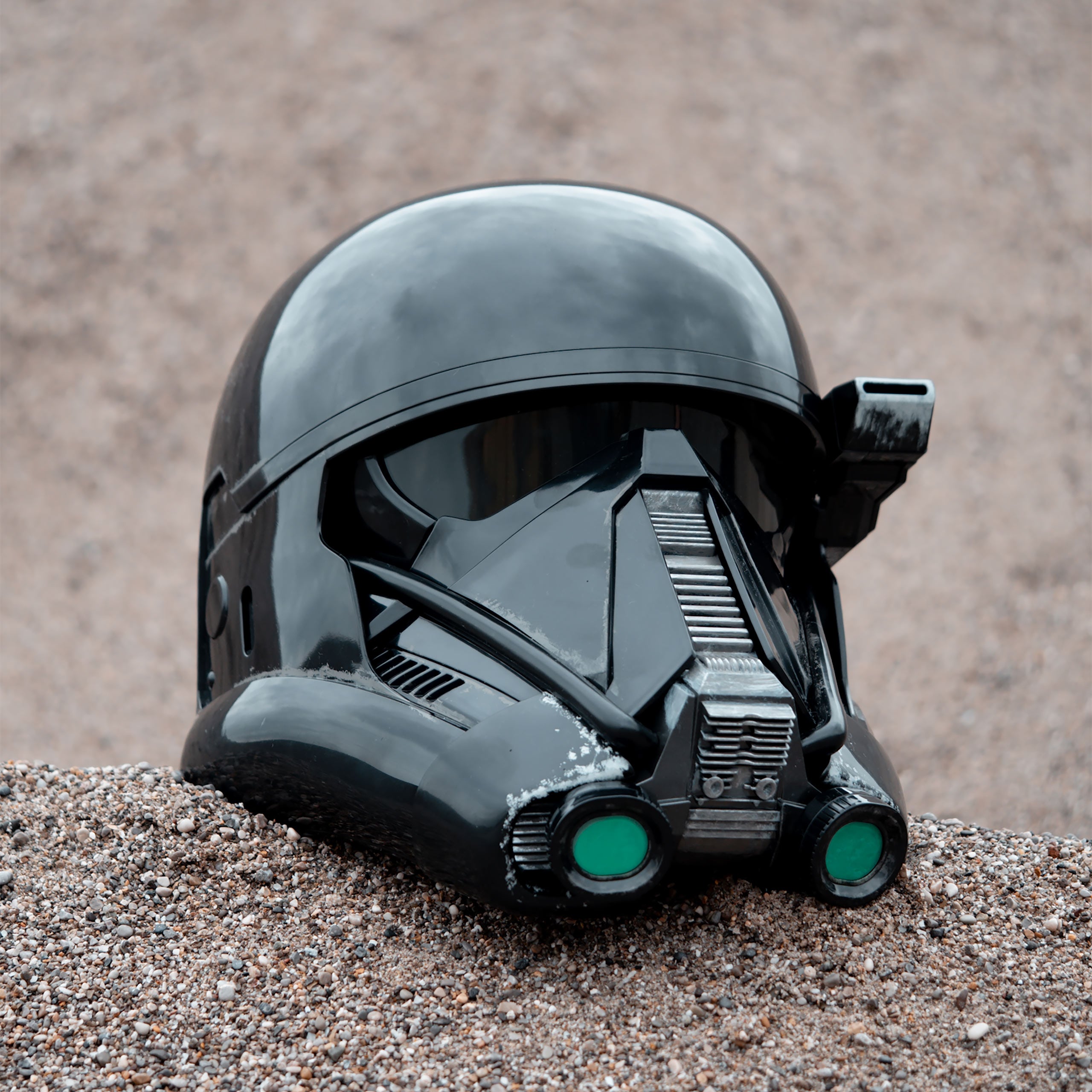 Image produit Star Wars – Casque réplique Imperial Death Trooper Black Series avec lumière