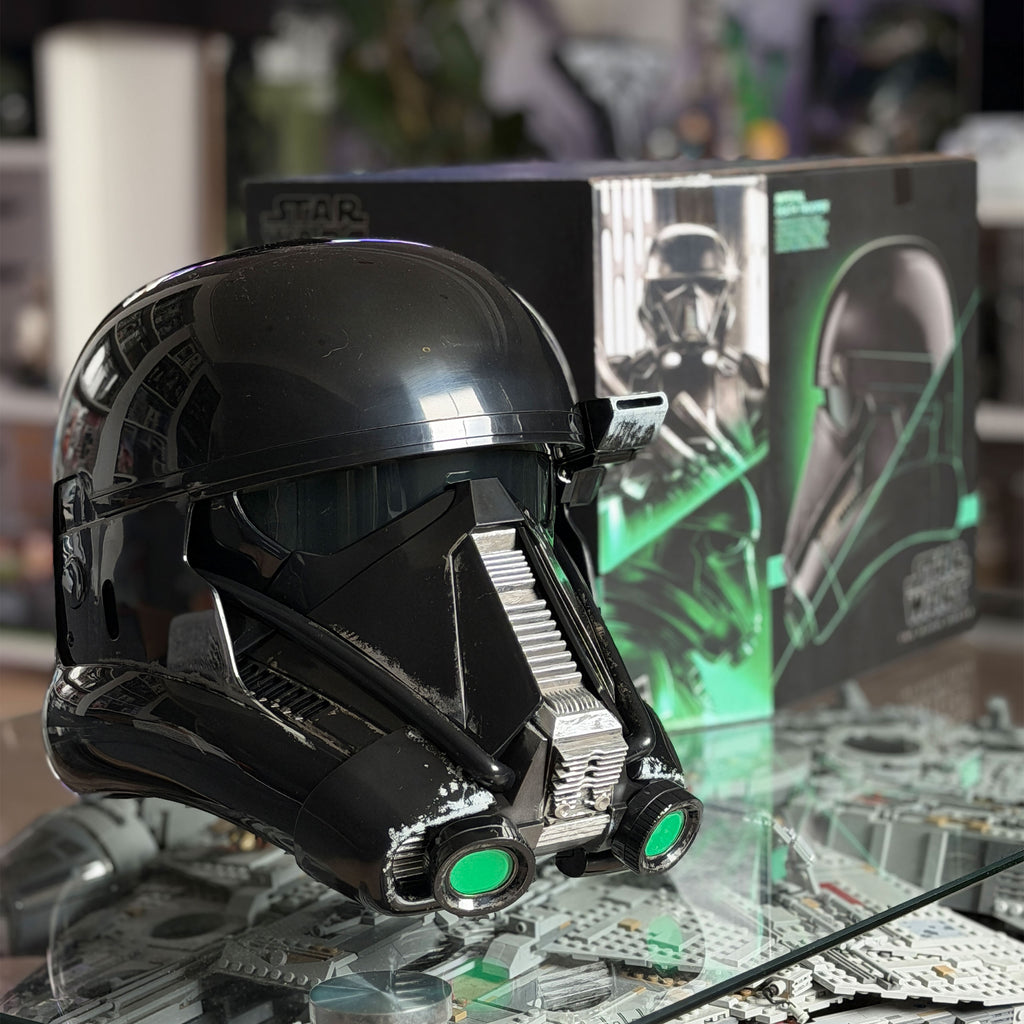 Image produit Star Wars – Casque réplique Imperial Death Trooper Black Series avec lumière