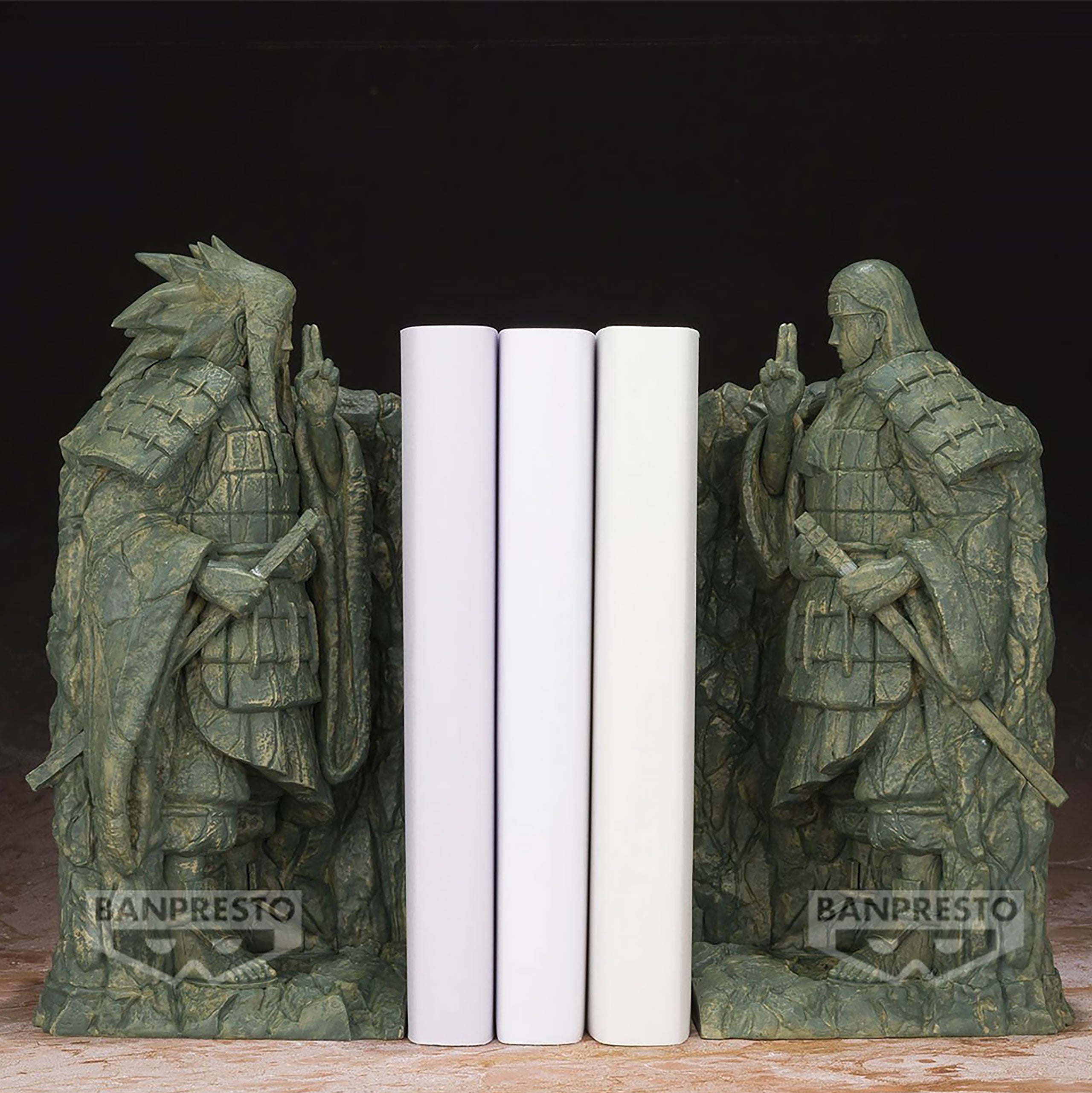 Image produit Naruto - Madara Uchiha Figurine Support de Livres