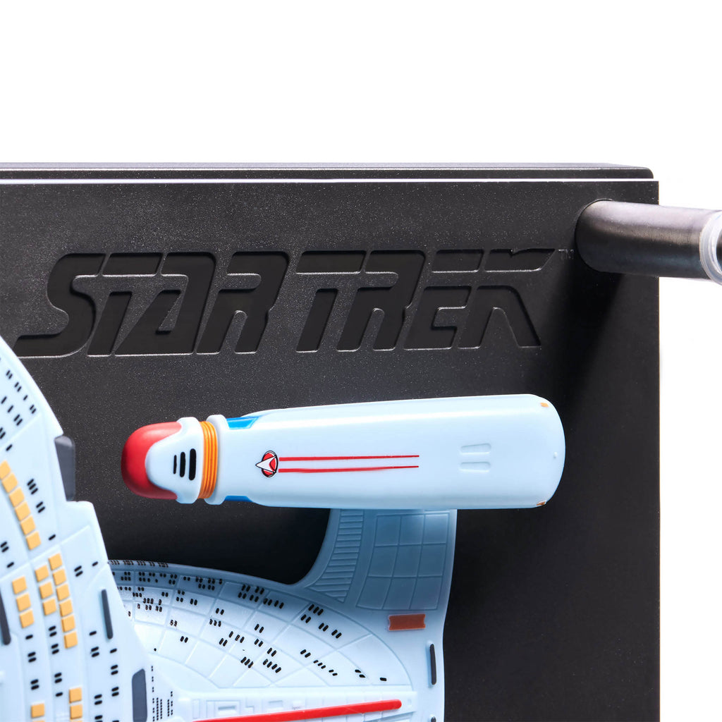 Image produit Plaque murale Enterprise NCC-1701-D avec réplique de modèle - Star Trek