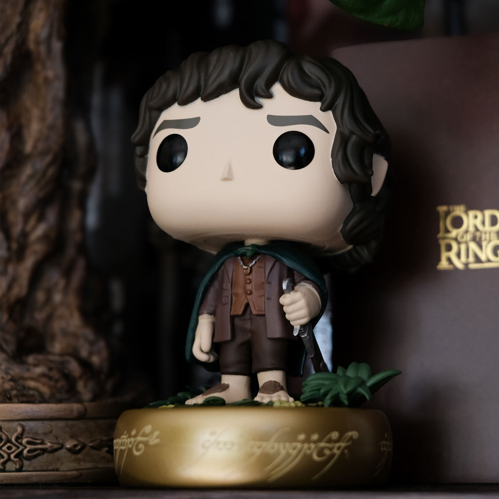 Image produit Le Seigneur des Anneaux - Figurine Funko POP! Frodo (brille dans le noir)
