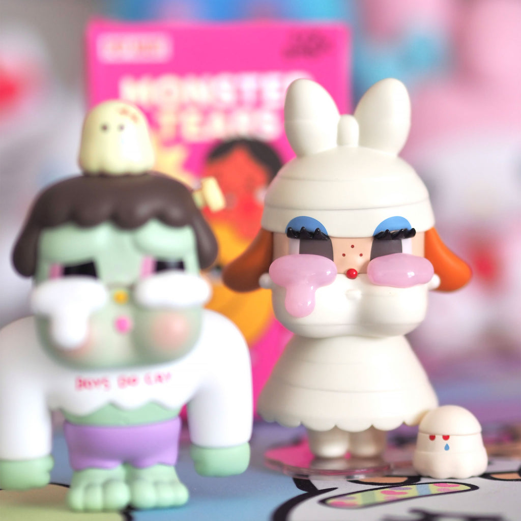 Image produit CryBaby - Série Monster Tears POP MART Figurine Mystère