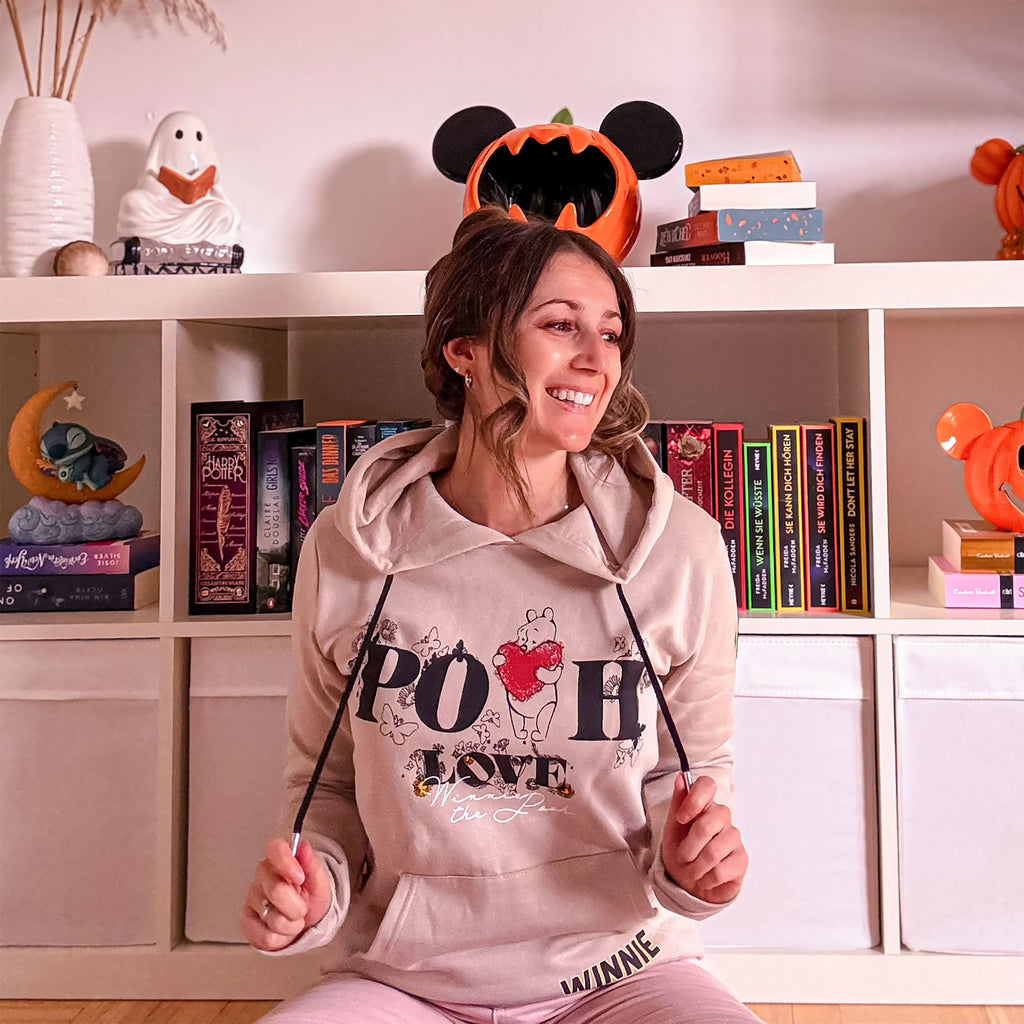 Image produit Winnie l’Ourson - Sweat à capuche Pooh Love beige
