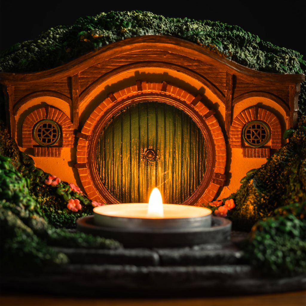 Image produit Le Seigneur des Anneaux - Porte-bougie chauffe-plat diorama Trou de Hobbit (La Comté)