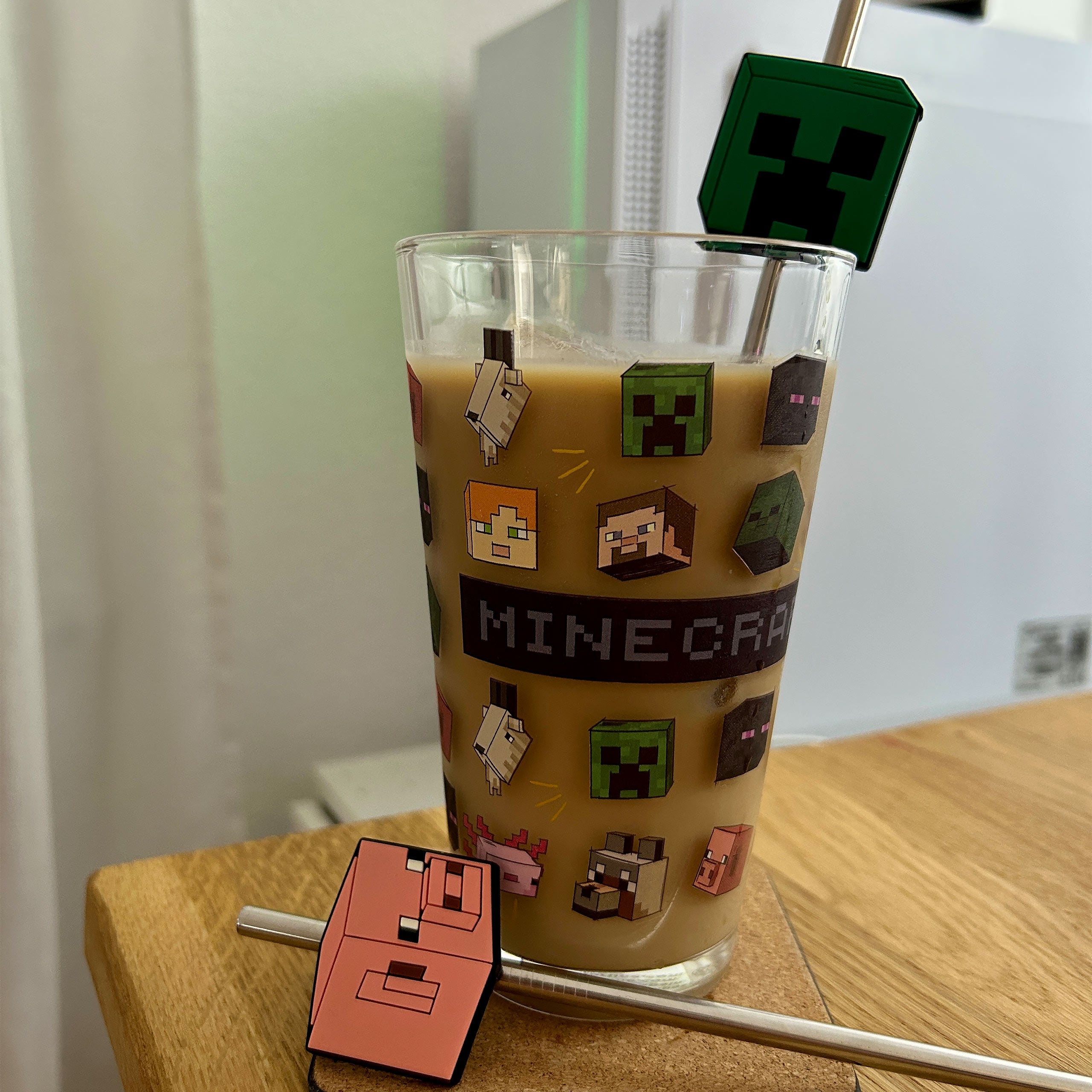 Image produit Minecraft - Verre avec 2 pailles à motifs de personnages