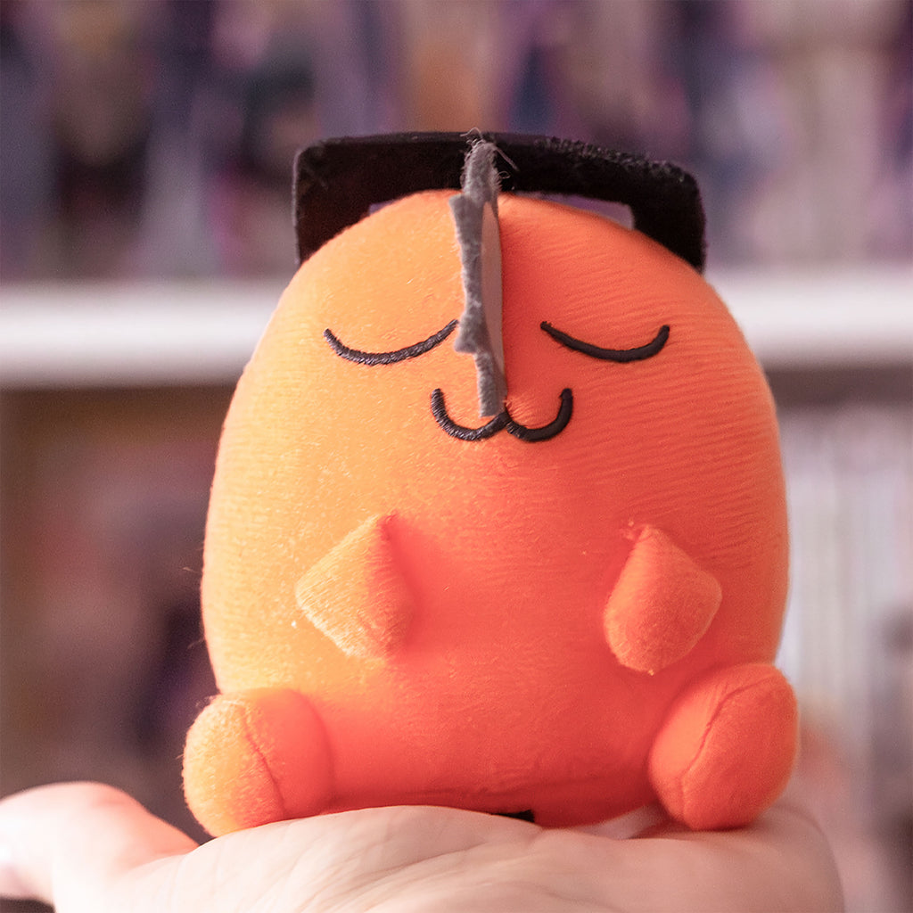 Image produit Chainsaw Man - Pochita Sitting Mystery Peluche Figurine