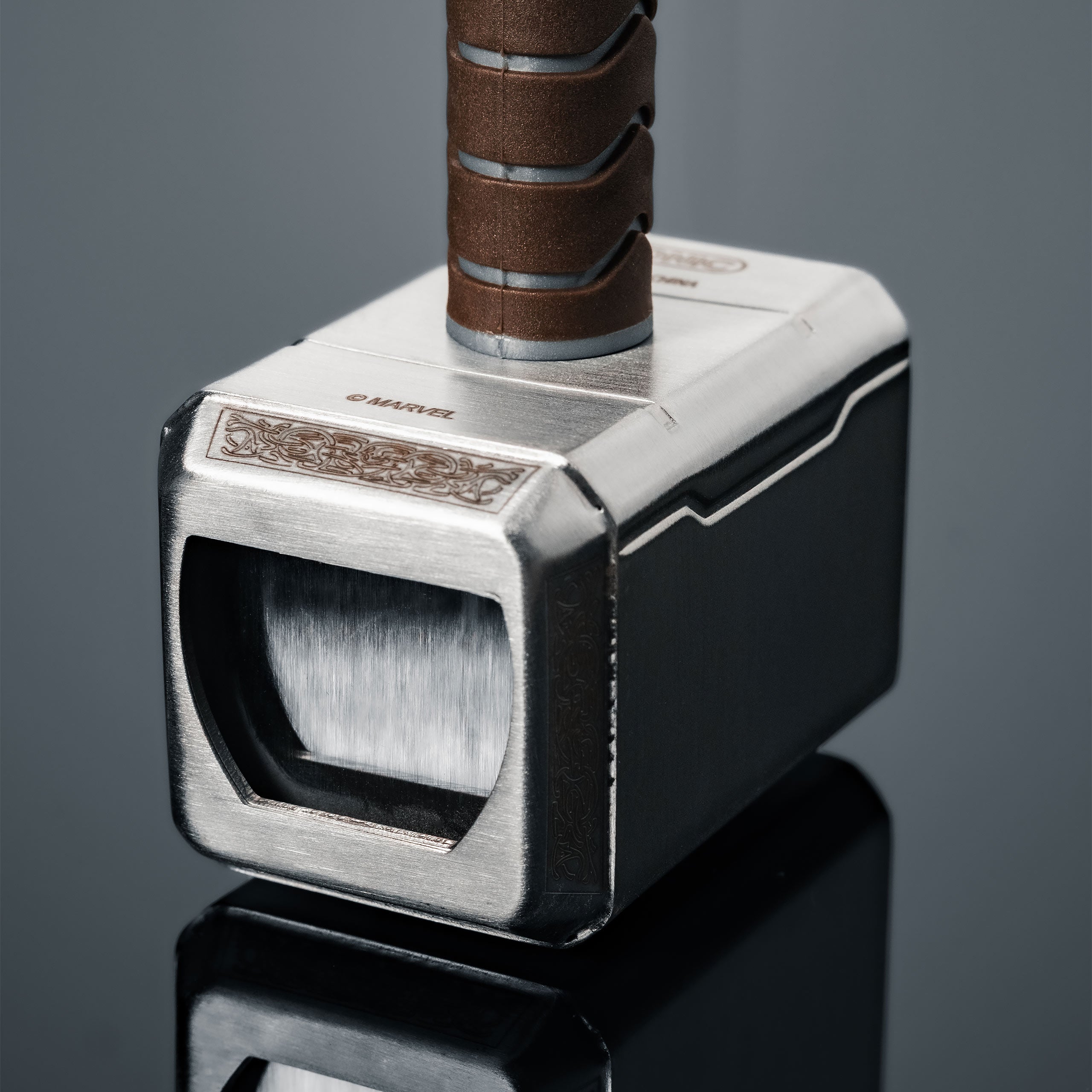 Image produit Thor - Décapsuleur Marteau Mjölnir